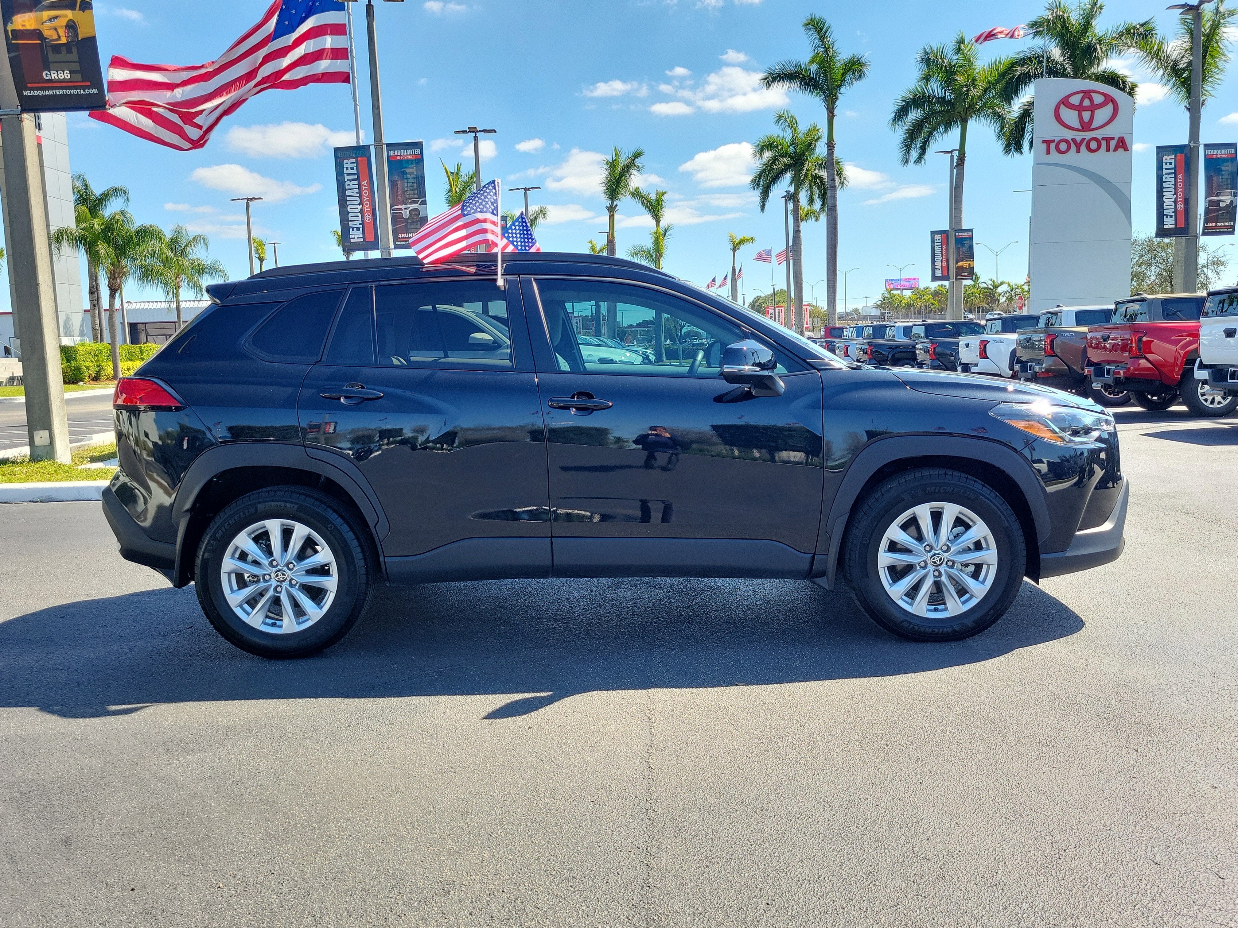 2025 Toyota Corolla Cross LE