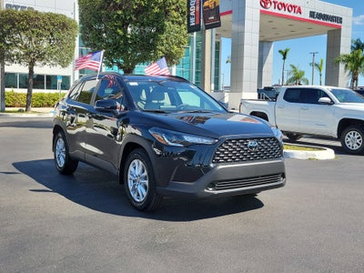 2025 Toyota Corolla Cross LE