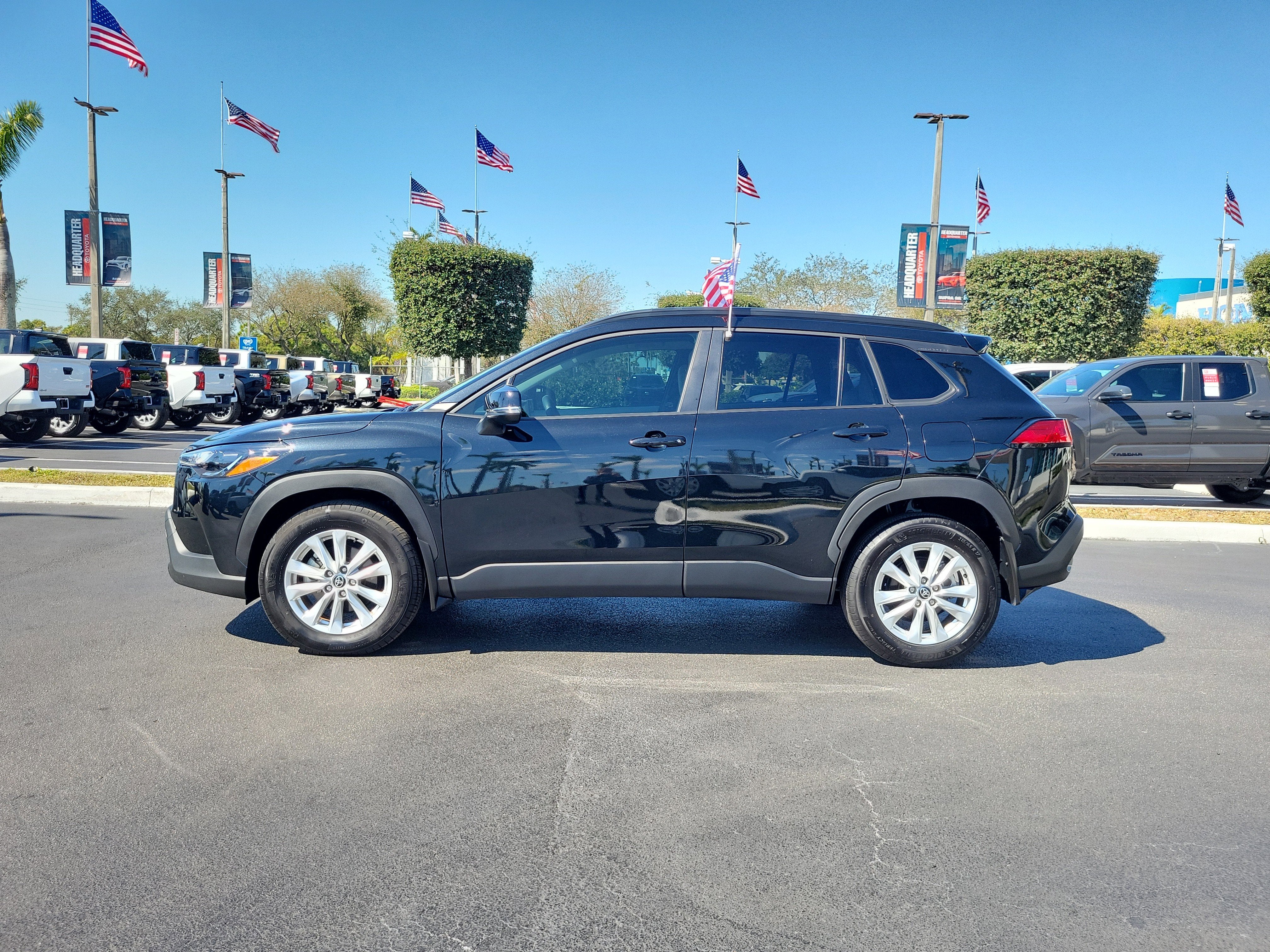 2025 Toyota Corolla Cross LE