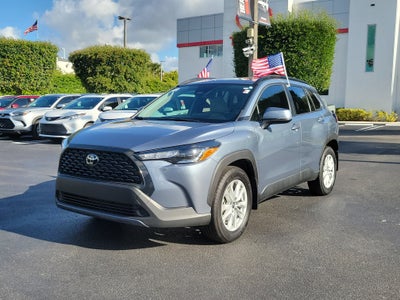 2024 Toyota Corolla Cross LE