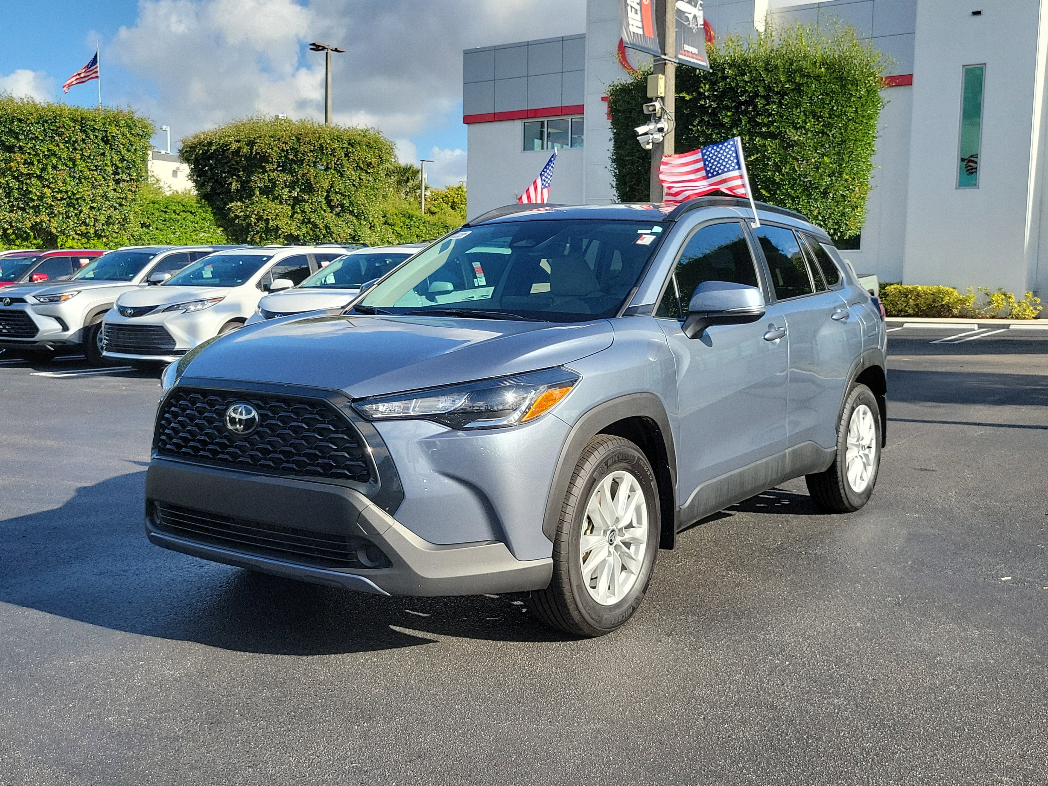 2024 Toyota Corolla Cross LE