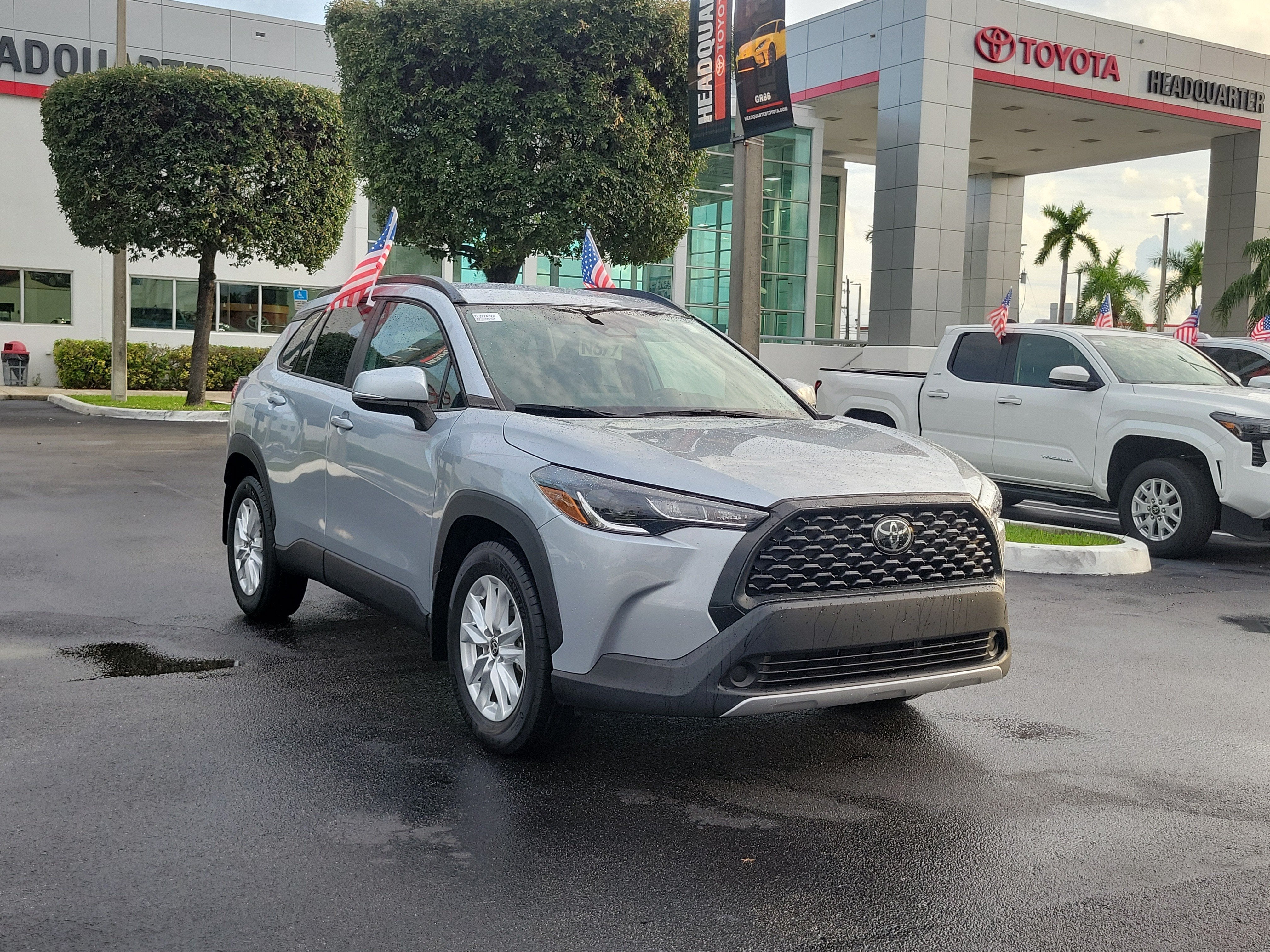 2024 Toyota Corolla Cross LE