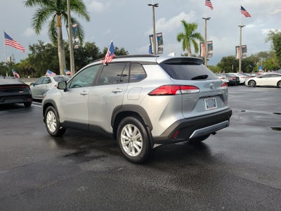 2024 Toyota Corolla Cross LE