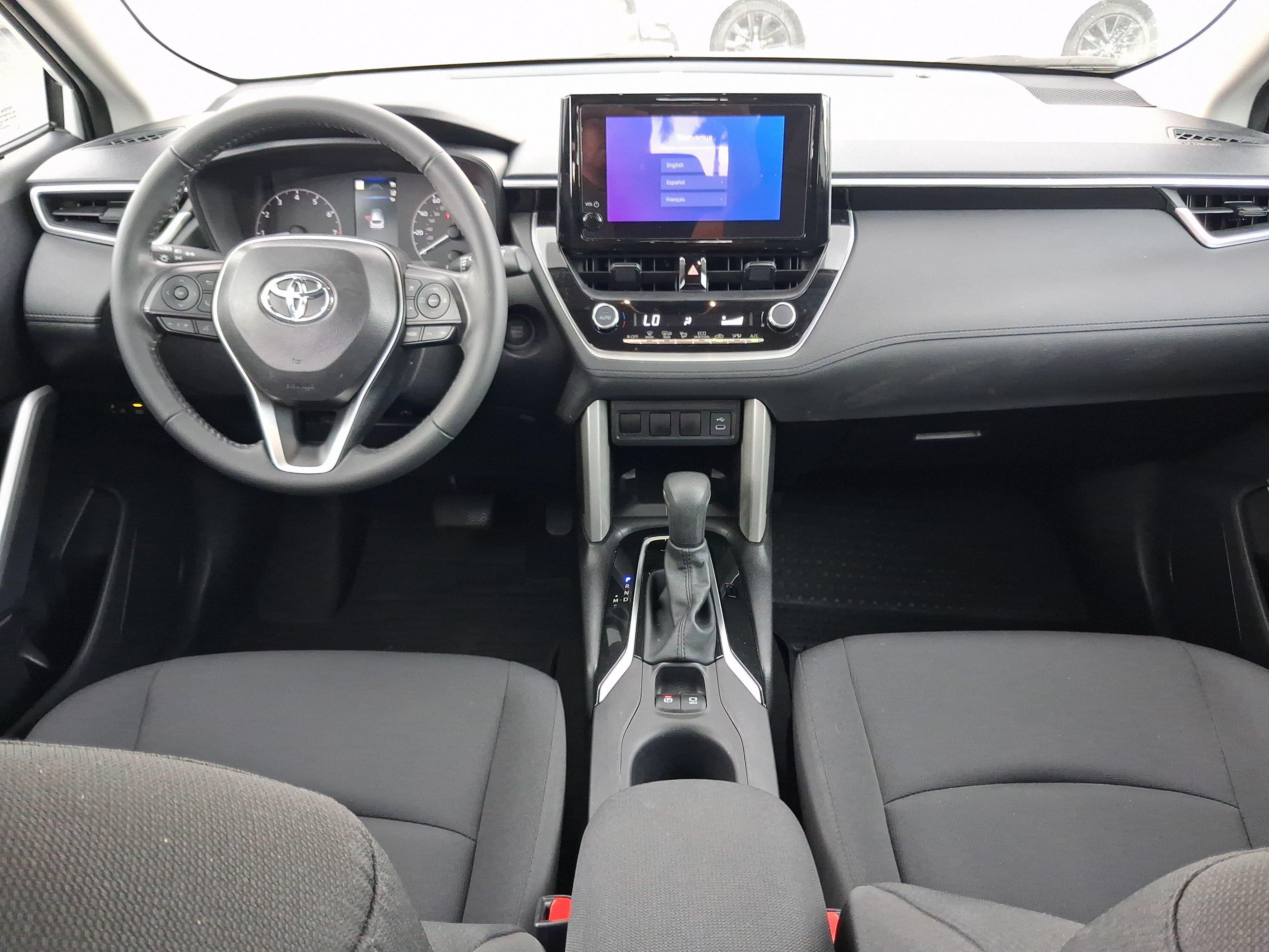 2025 Toyota Corolla Cross LE
