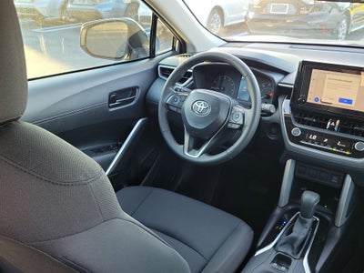 2025 Toyota Corolla Cross LE