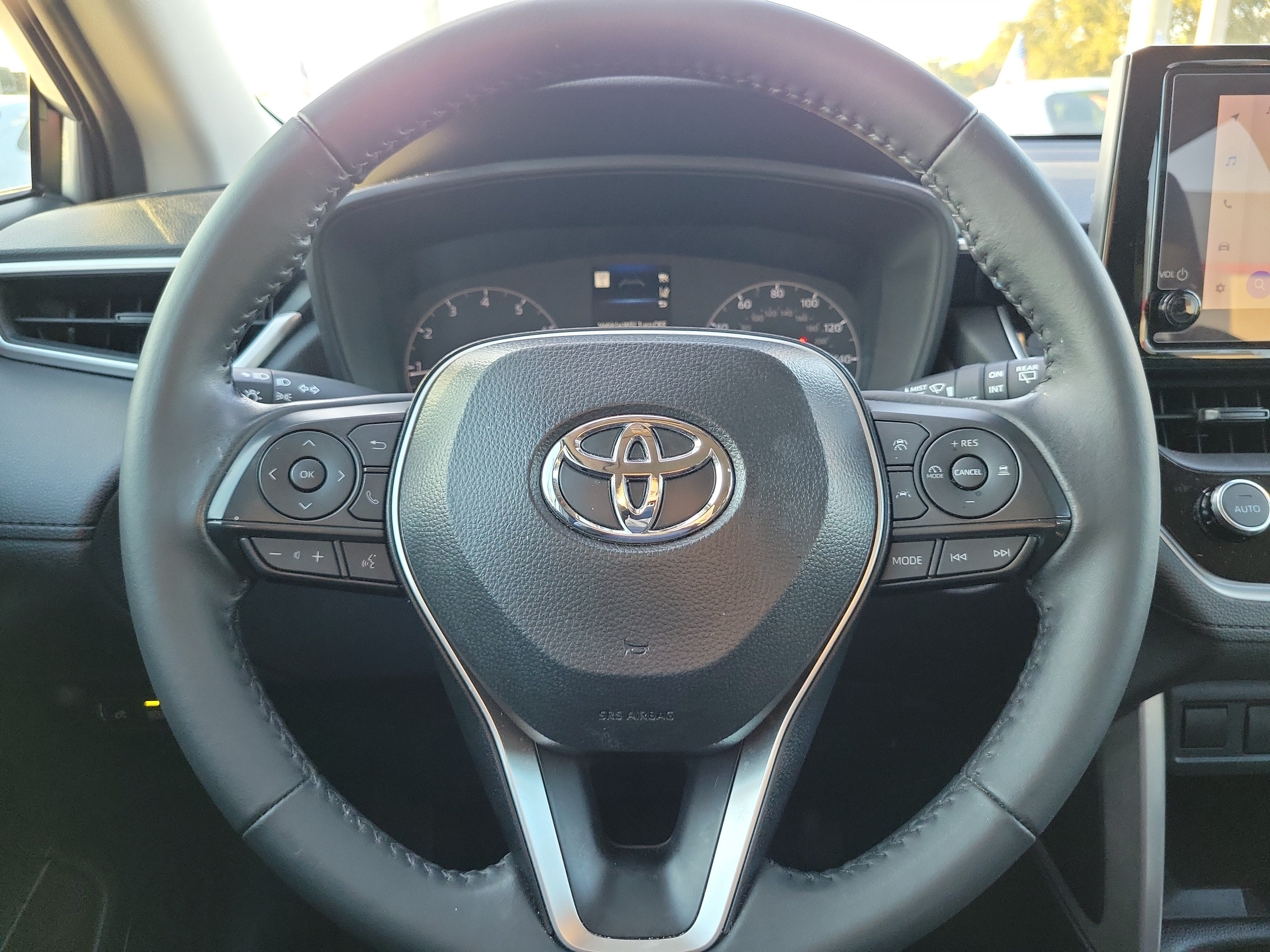 2025 Toyota Corolla Cross LE