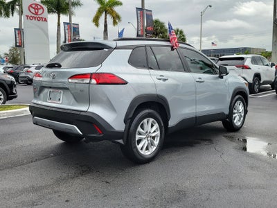 2024 Toyota Corolla Cross LE