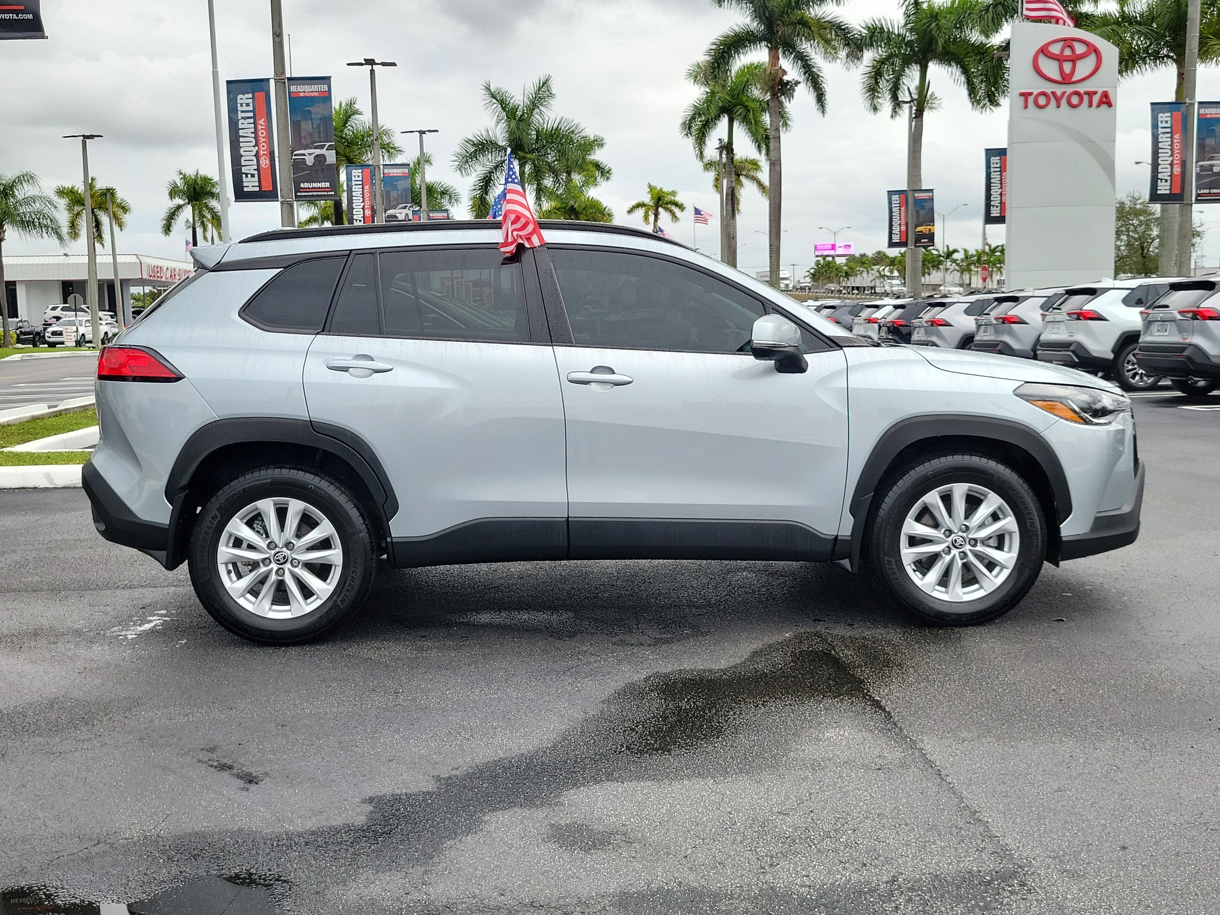 2024 Toyota Corolla Cross LE