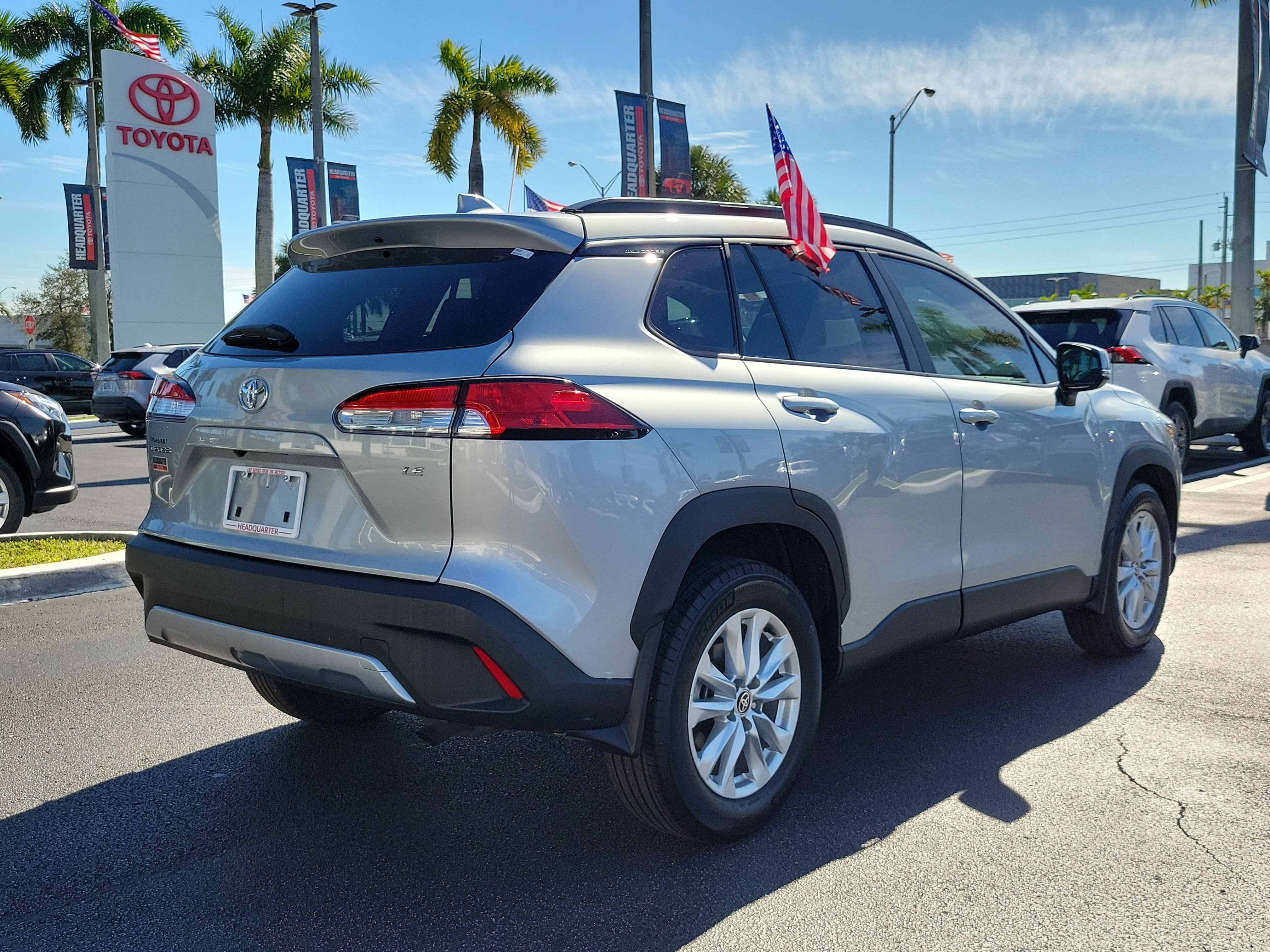 2024 Toyota Corolla Cross LE