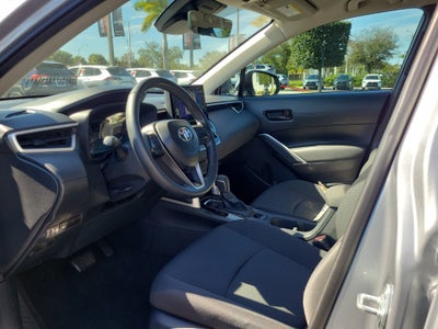 2024 Toyota Corolla Cross LE