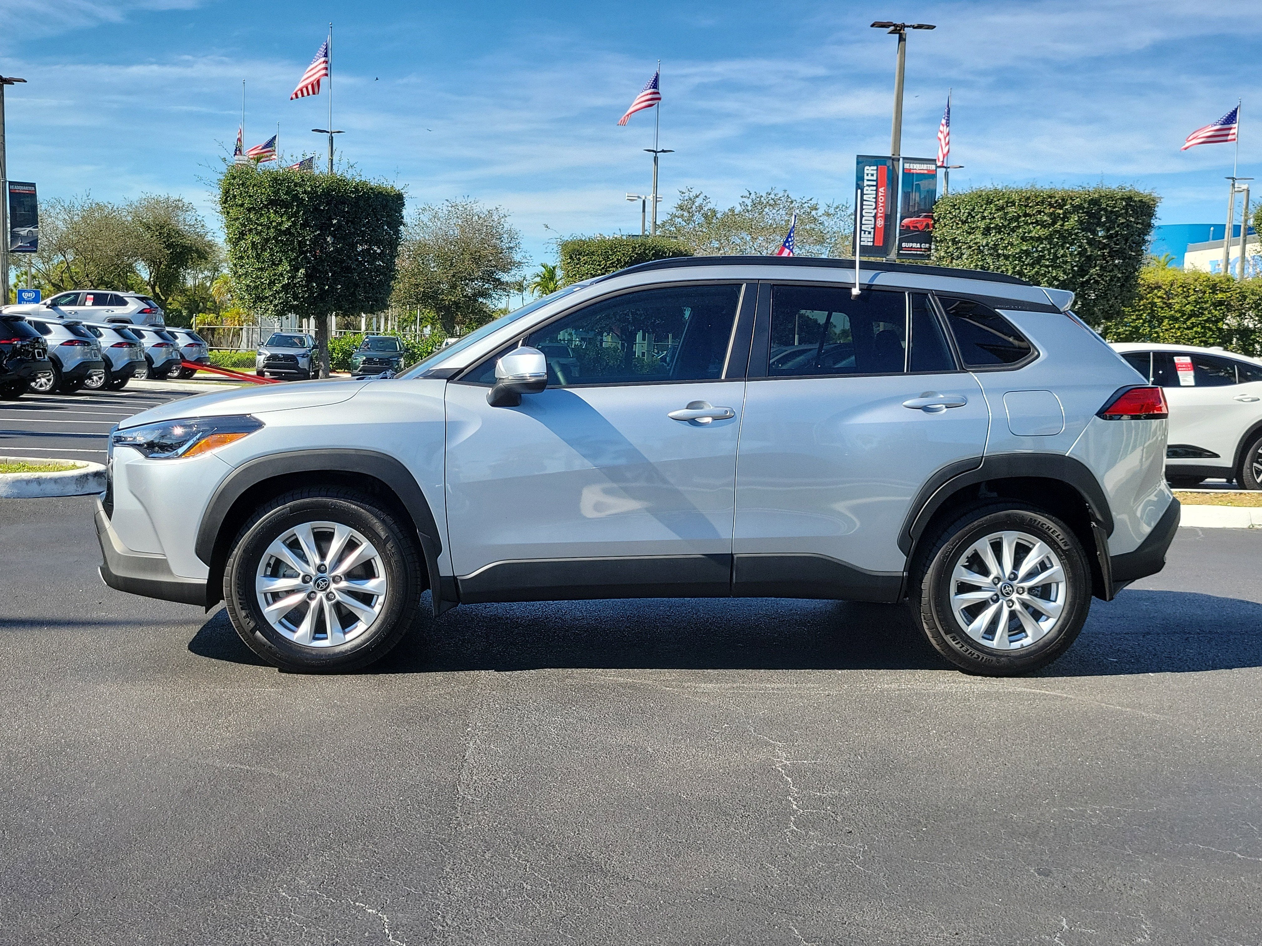 2024 Toyota Corolla Cross LE