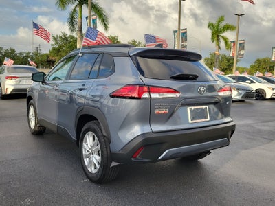 2025 Toyota Corolla Cross LE