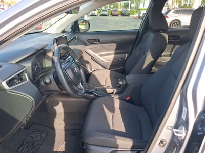 2024 Toyota Corolla Cross LE