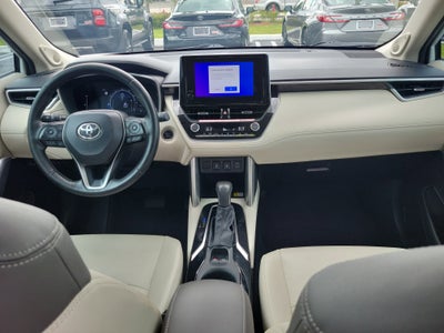 2023 Toyota Corolla Cross XLE