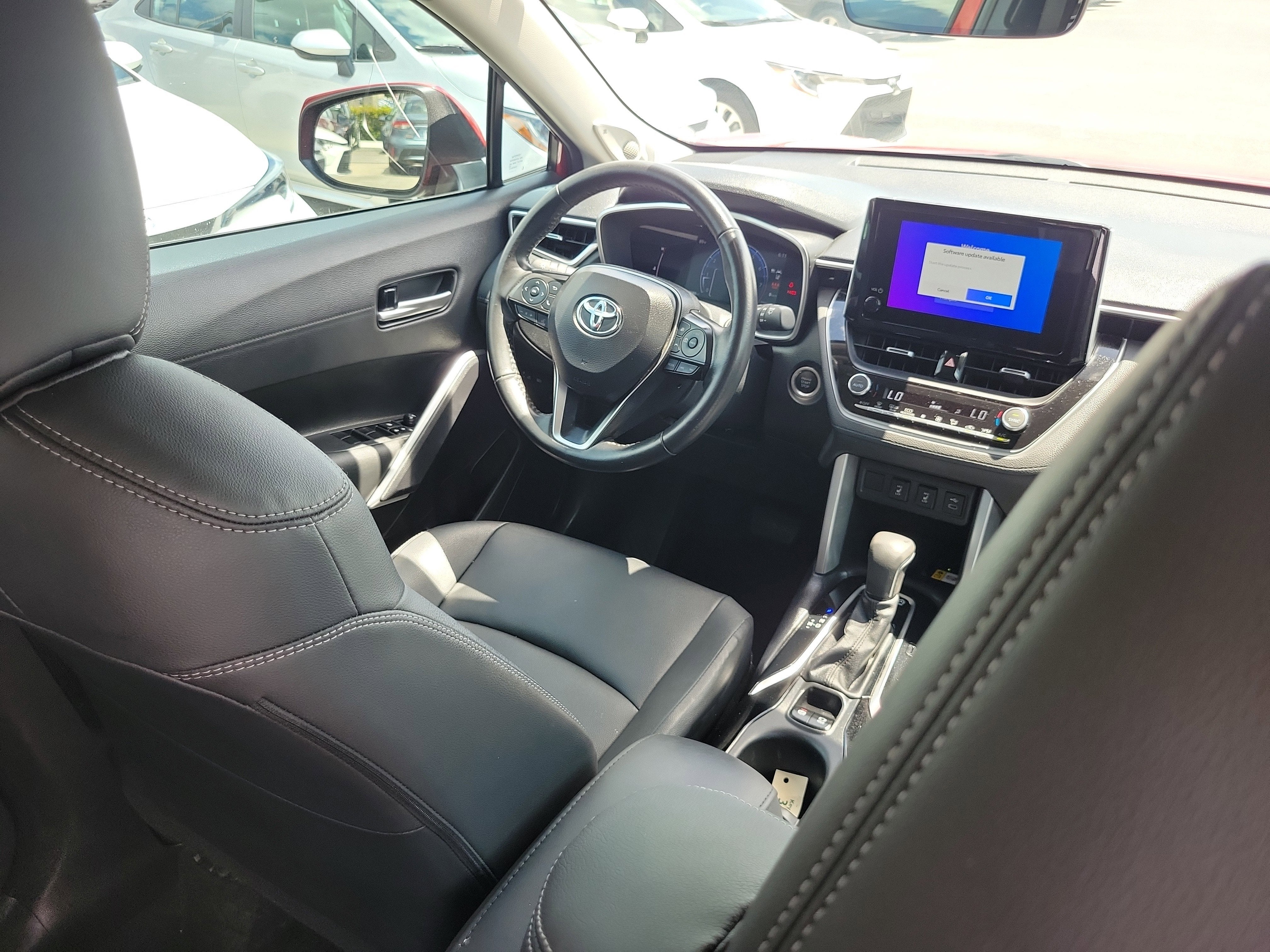 2023 Toyota Corolla Cross XLE