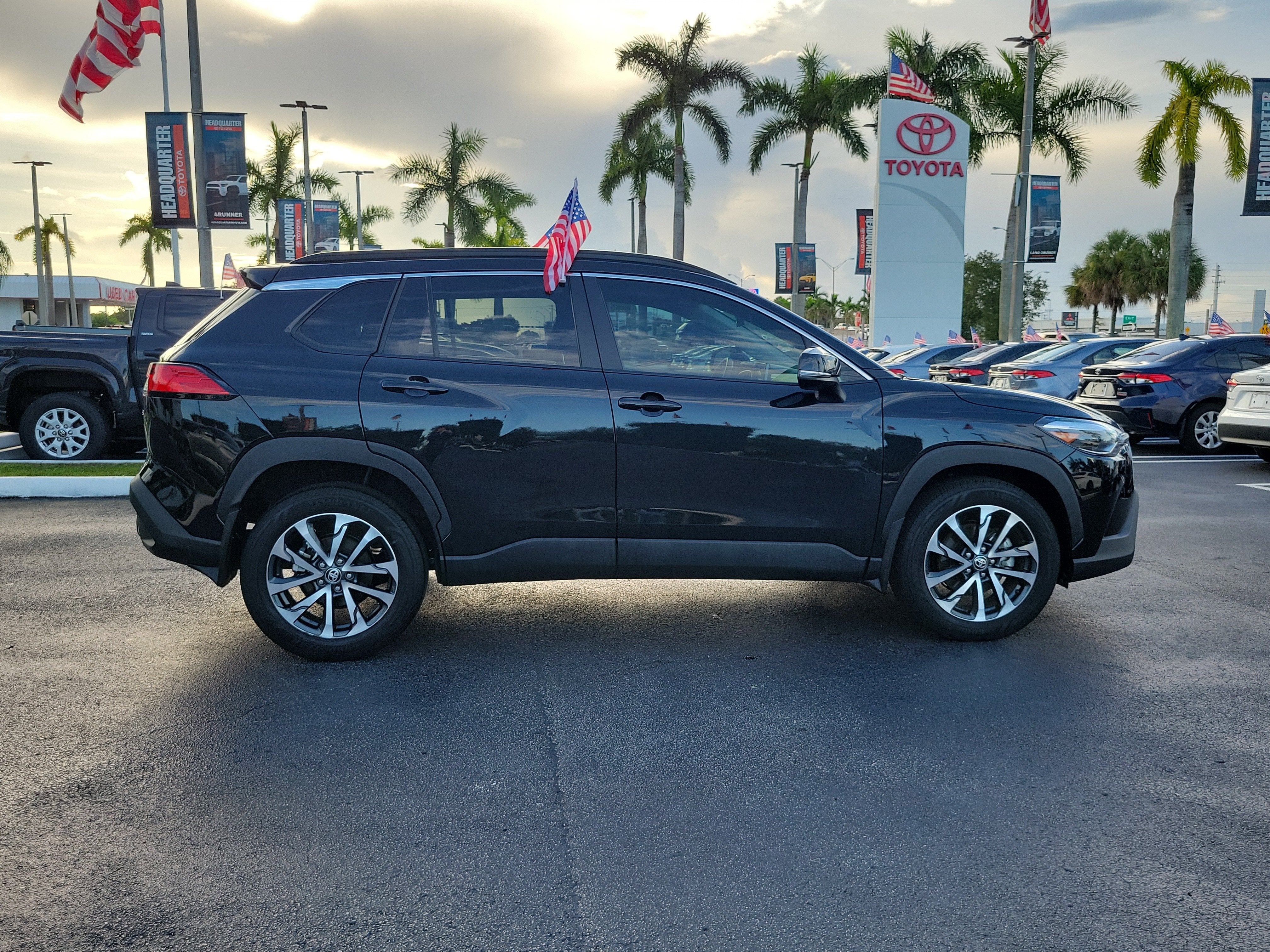 2025 Toyota Corolla Cross XLE