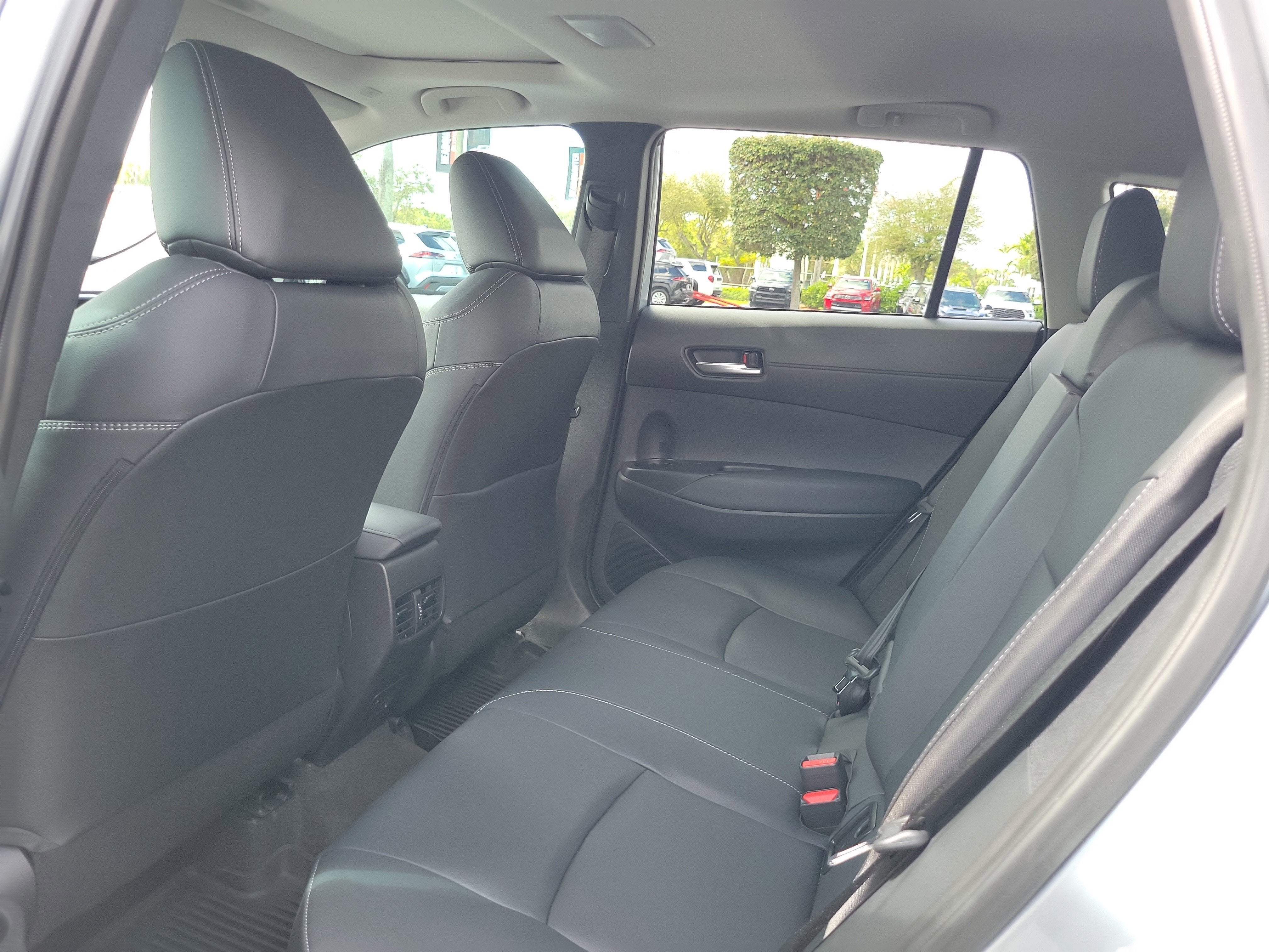 2025 Toyota Corolla Cross XLE