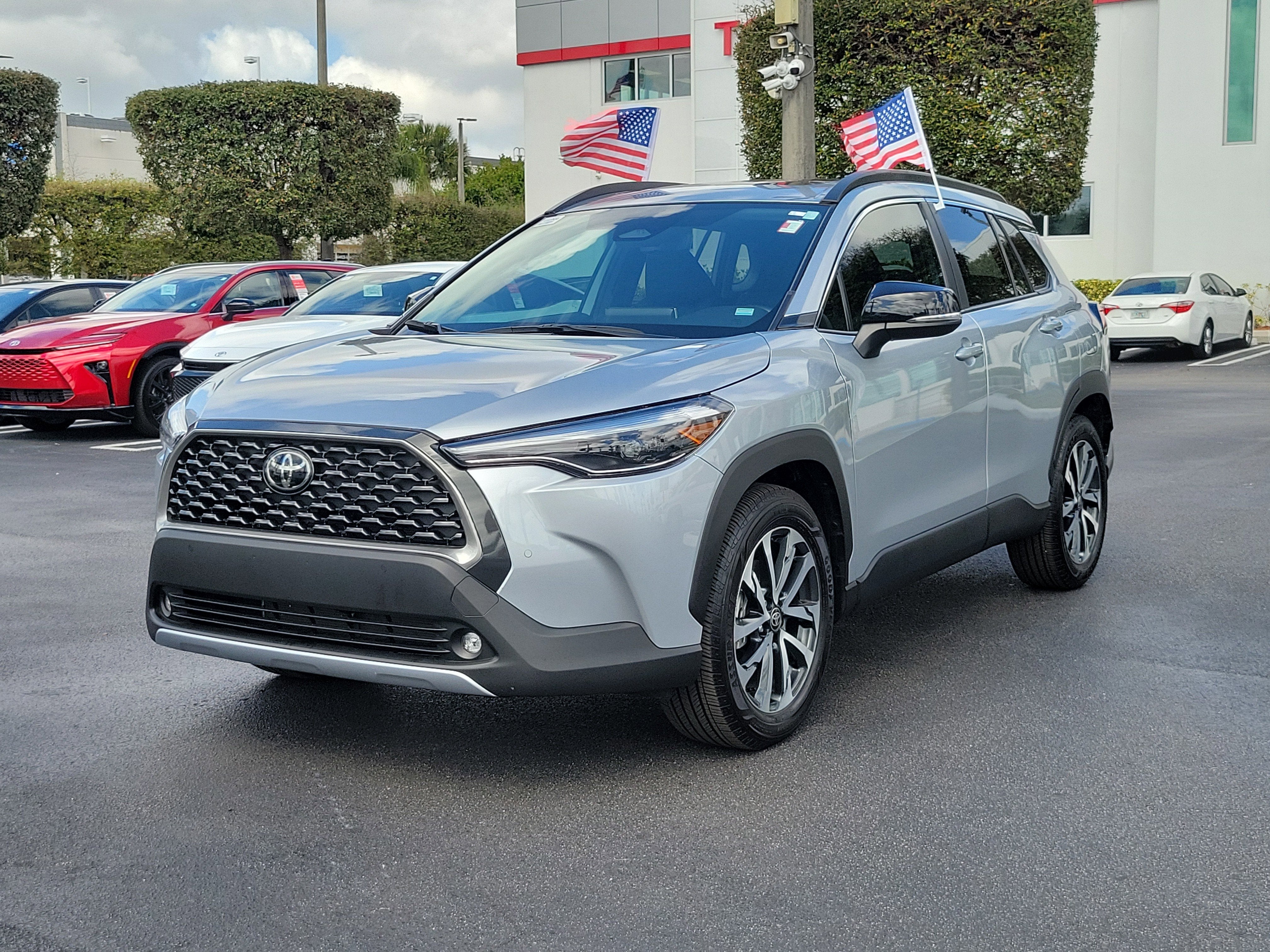 2025 Toyota Corolla Cross XLE