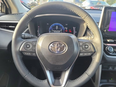 2025 Toyota Corolla Cross XLE