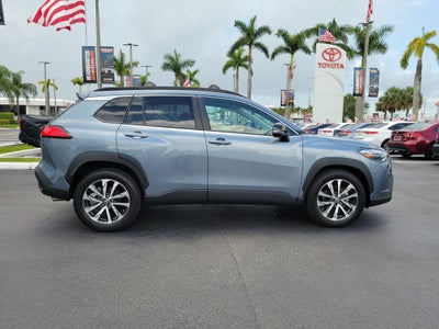 2025 Toyota Corolla Cross XLE