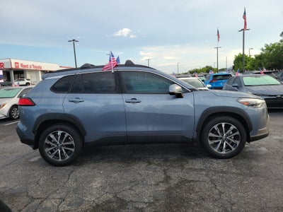 2023 Toyota Corolla Cross XLE