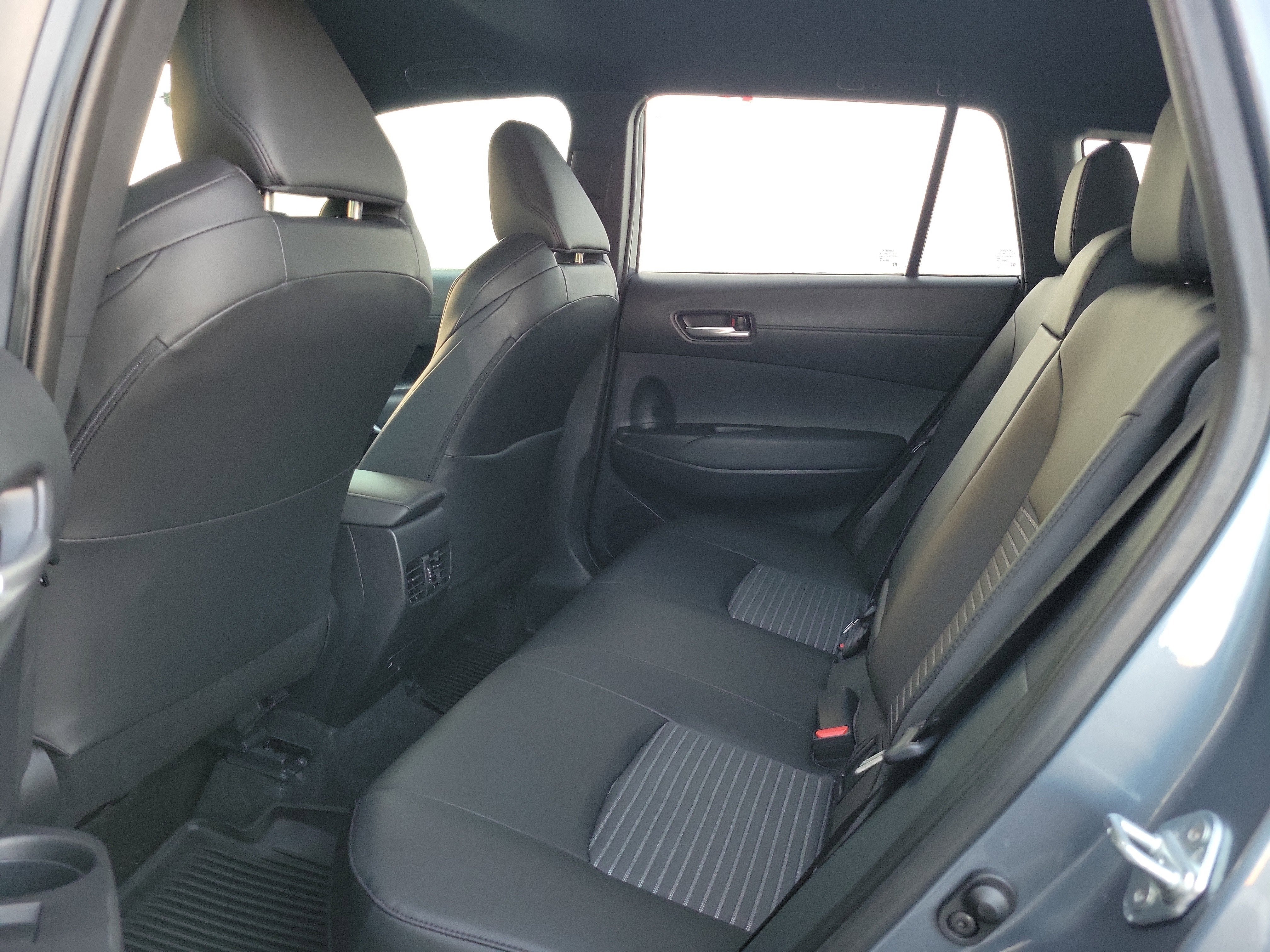 2024 Toyota Corolla Cross Hybrid SE