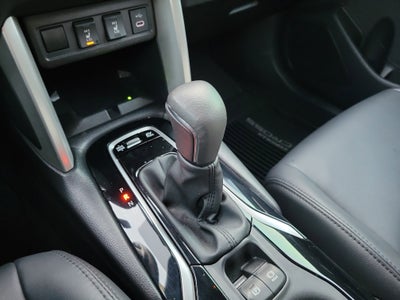 2024 Toyota Corolla Cross Hybrid SE