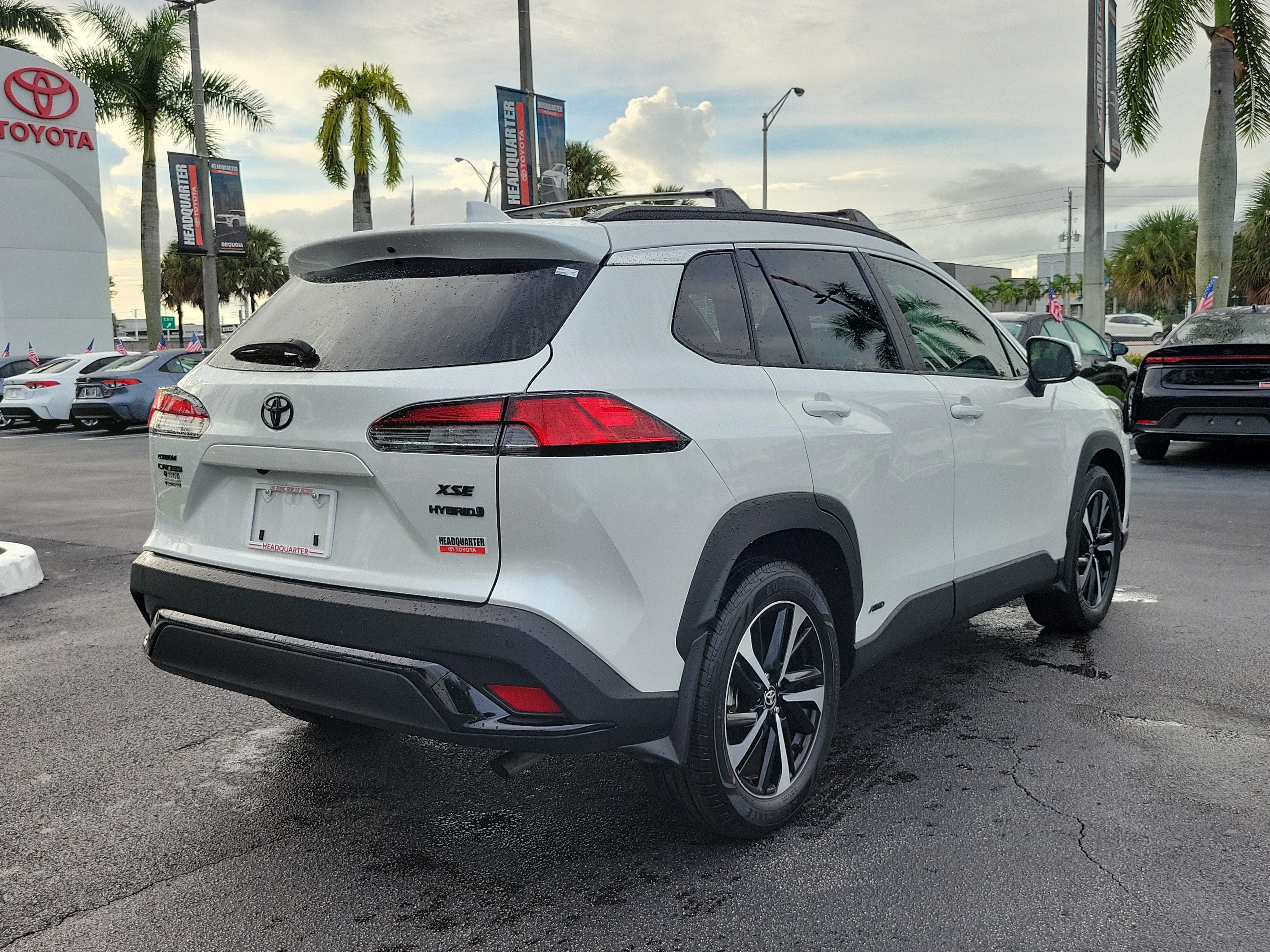 2024 Toyota Corolla Cross Hybrid SE