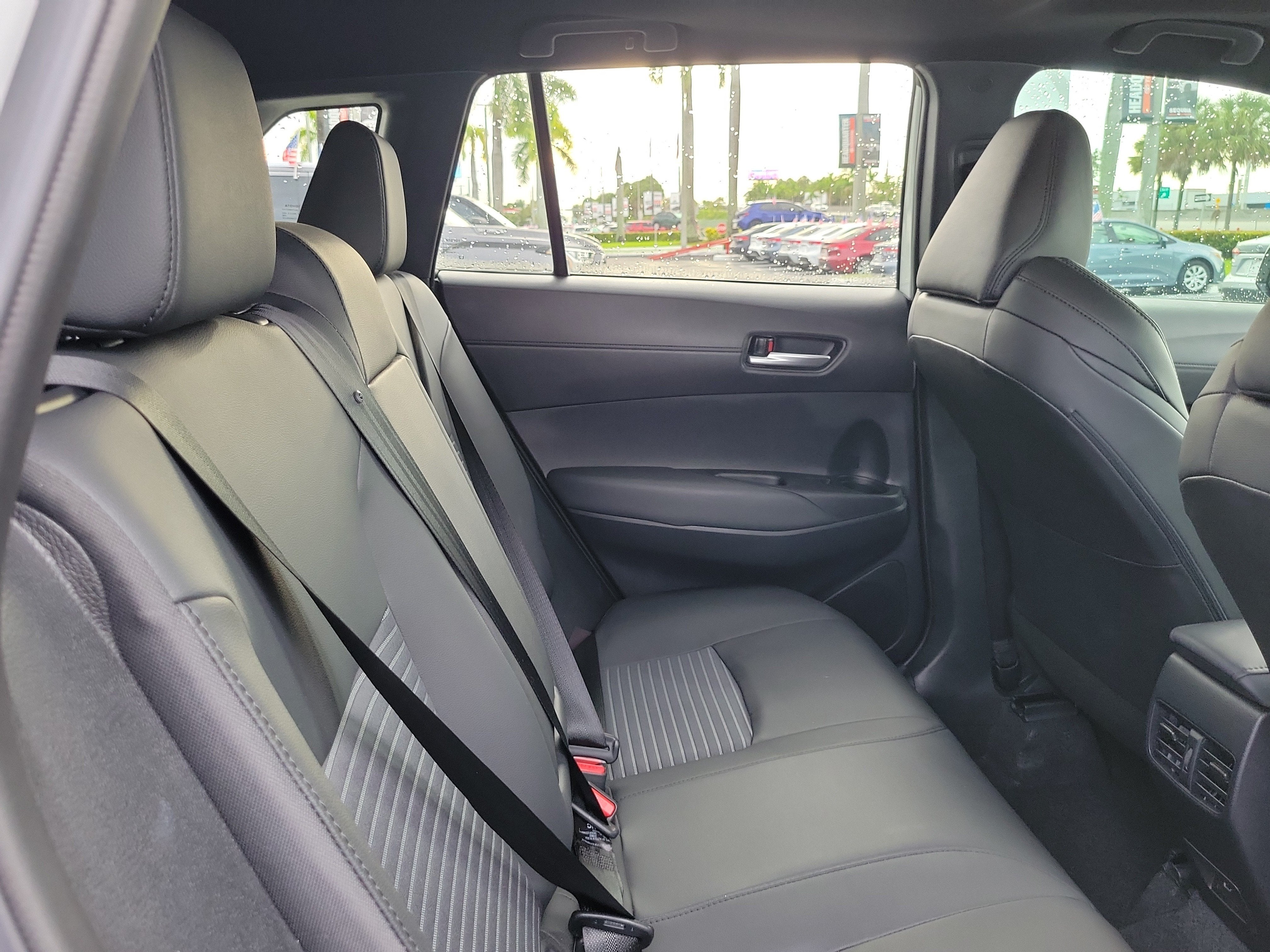 2024 Toyota Corolla Cross Hybrid SE