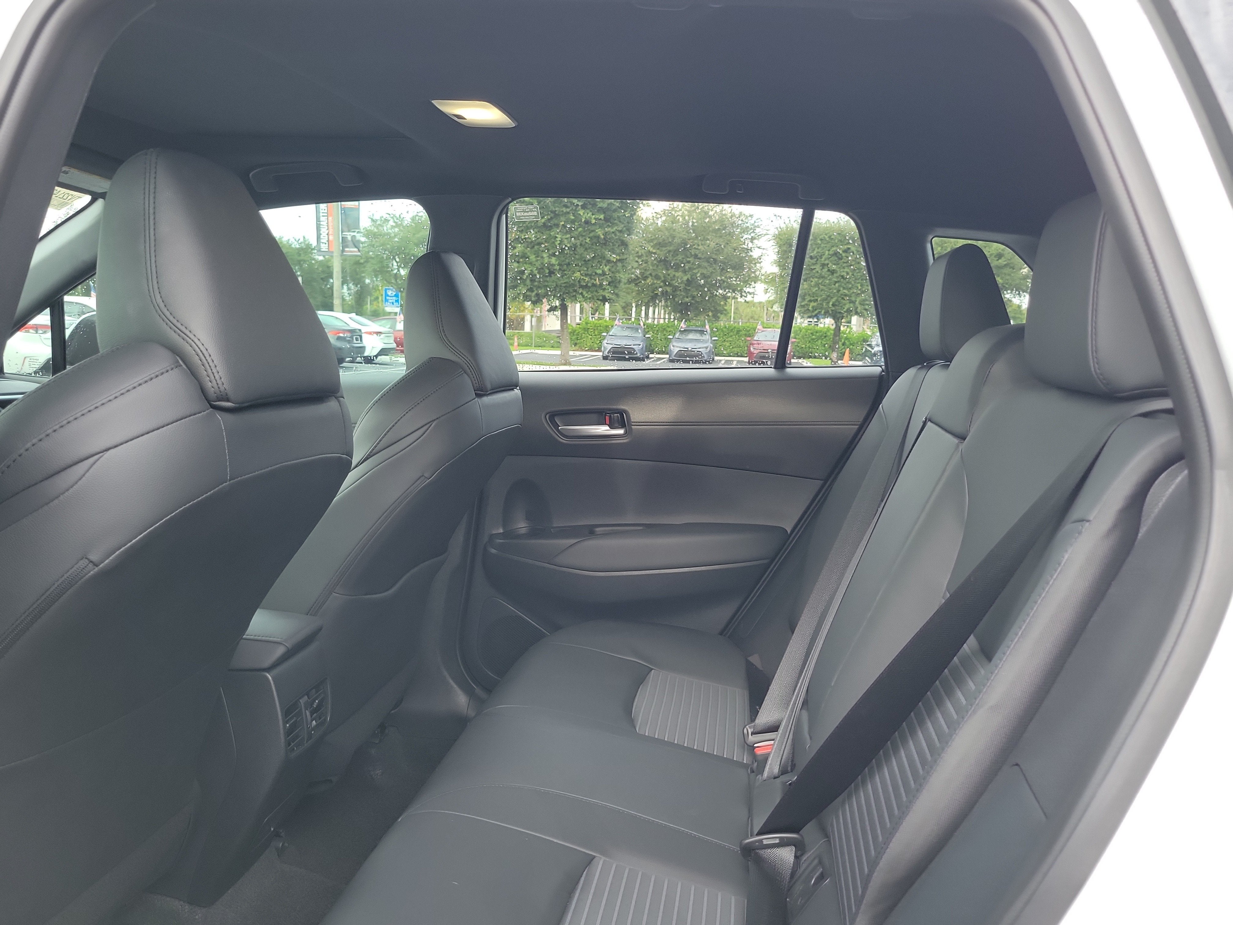 2024 Toyota Corolla Cross Hybrid SE