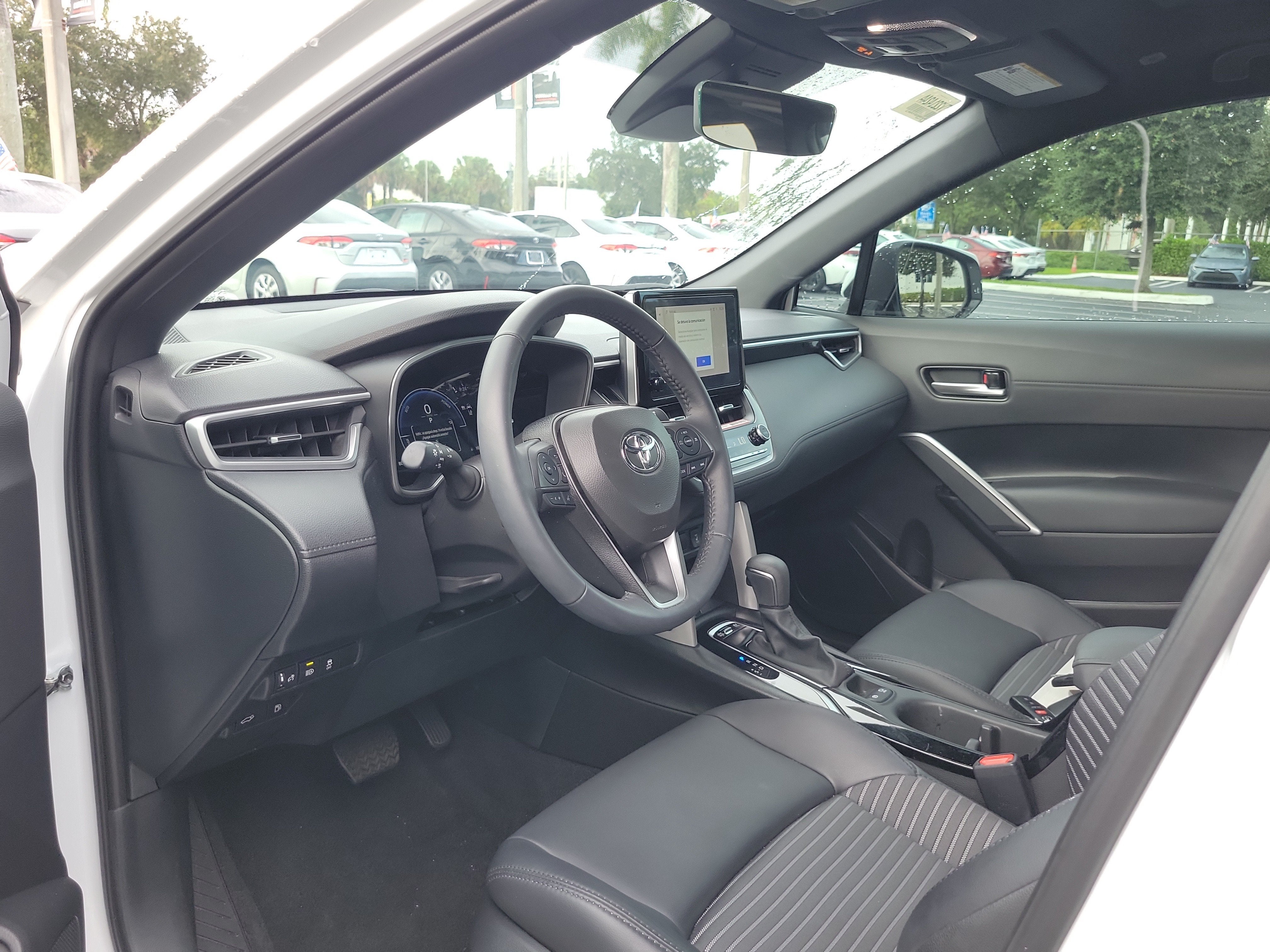 2024 Toyota Corolla Cross Hybrid SE