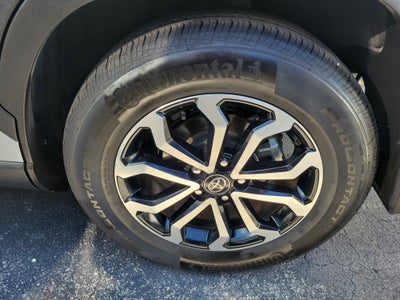 2024 Toyota Corolla Cross Hybrid SE