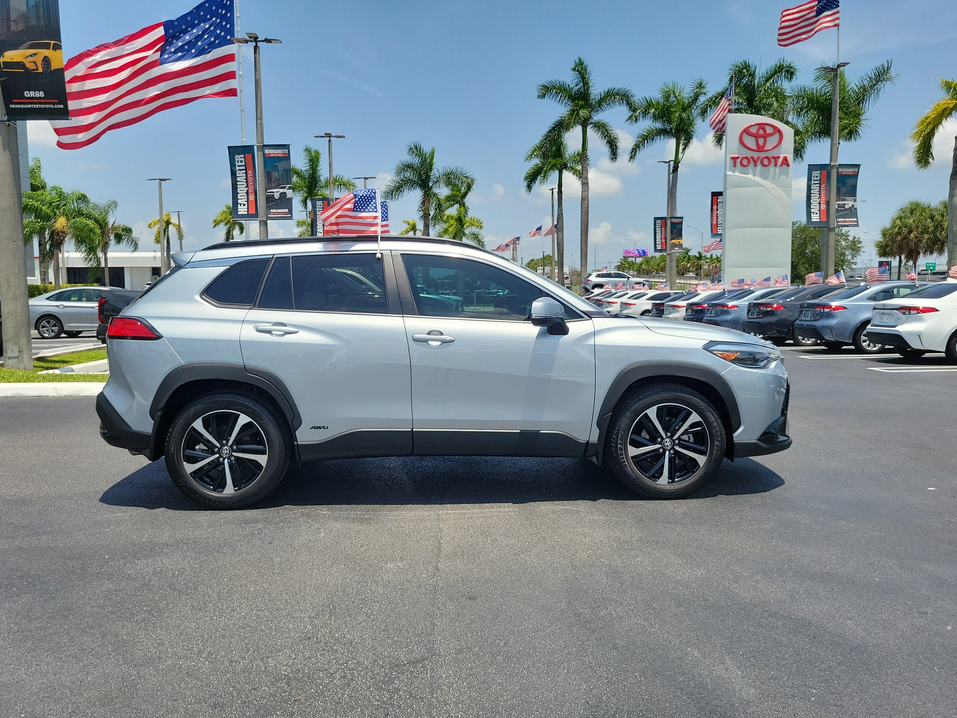 2024 Toyota Corolla Cross Hybrid XSE