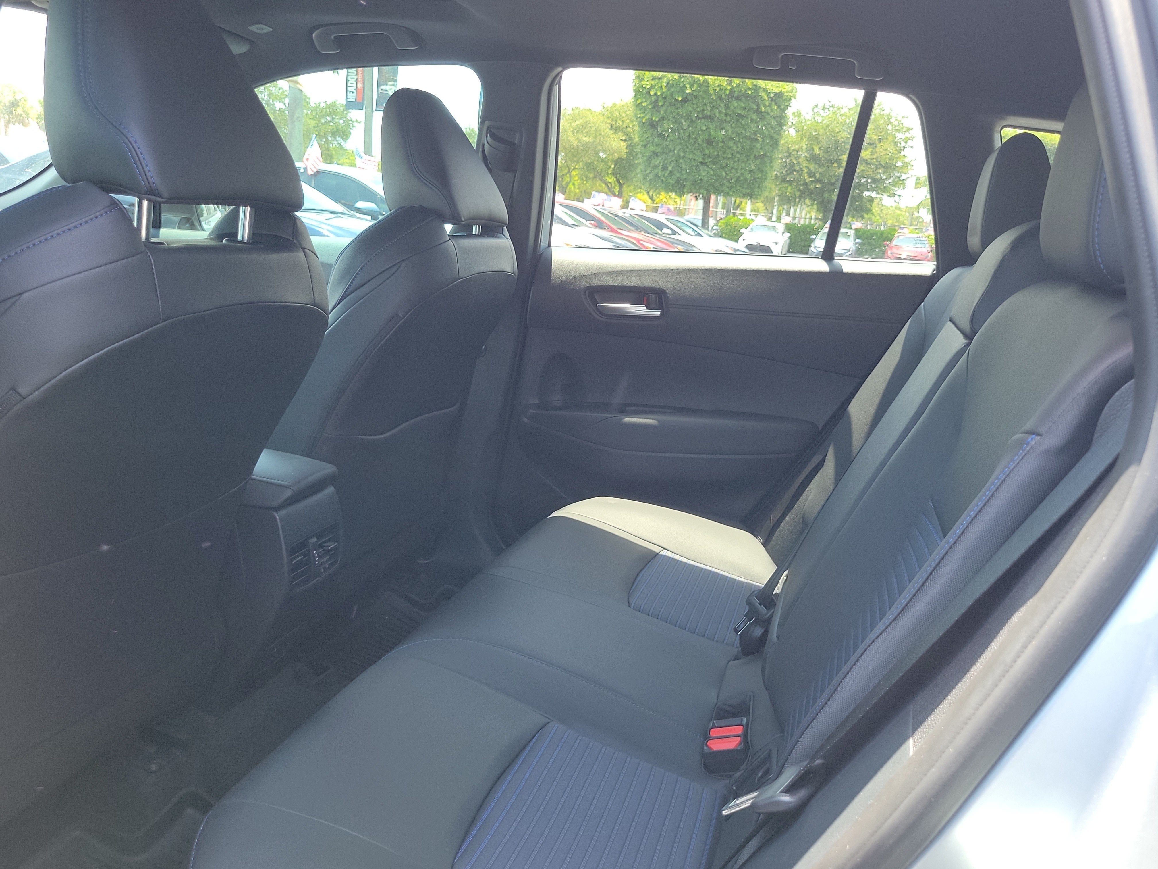 2024 Toyota Corolla Cross Hybrid XSE