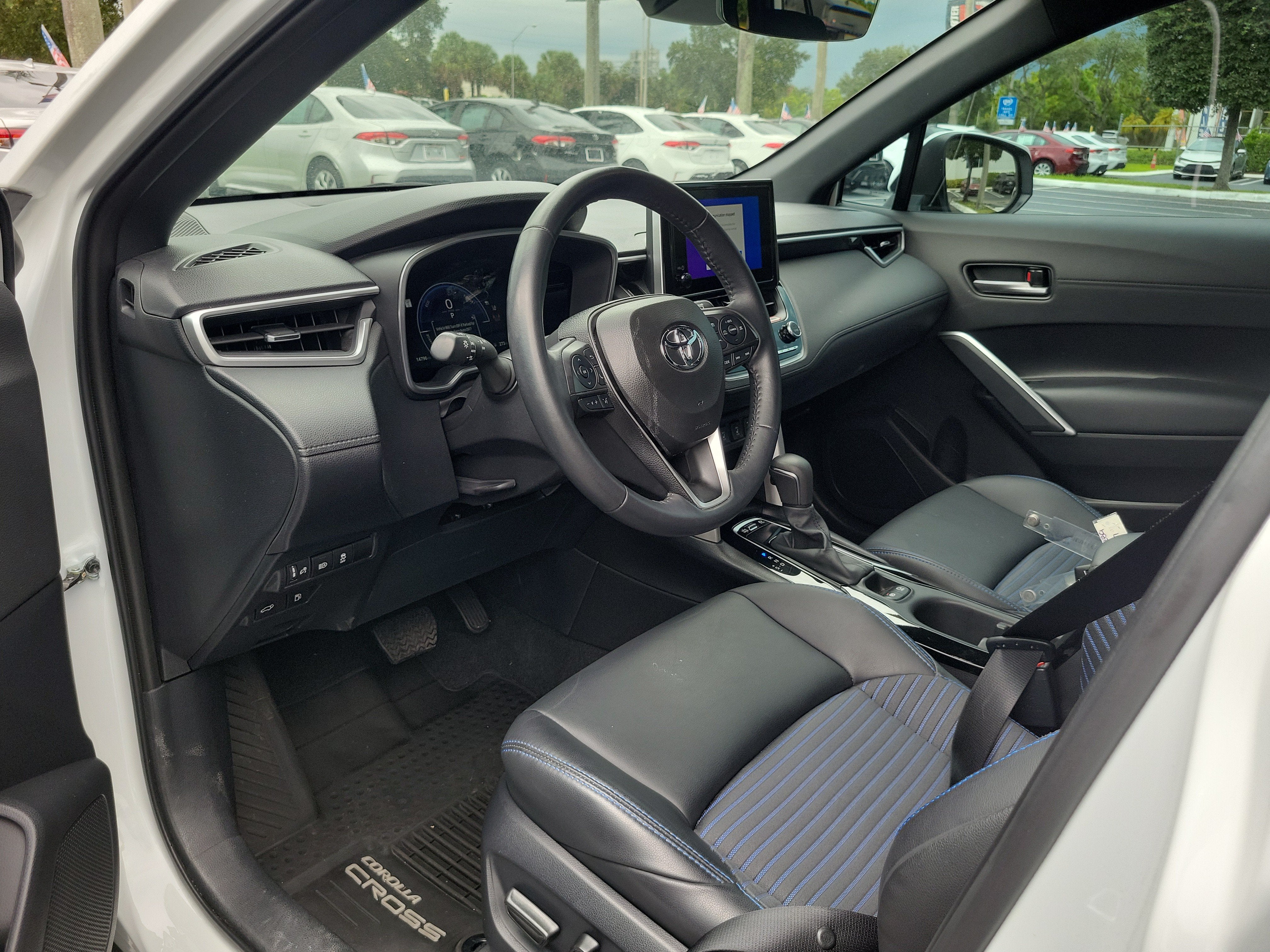 2024 Toyota Corolla Cross Hybrid XSE