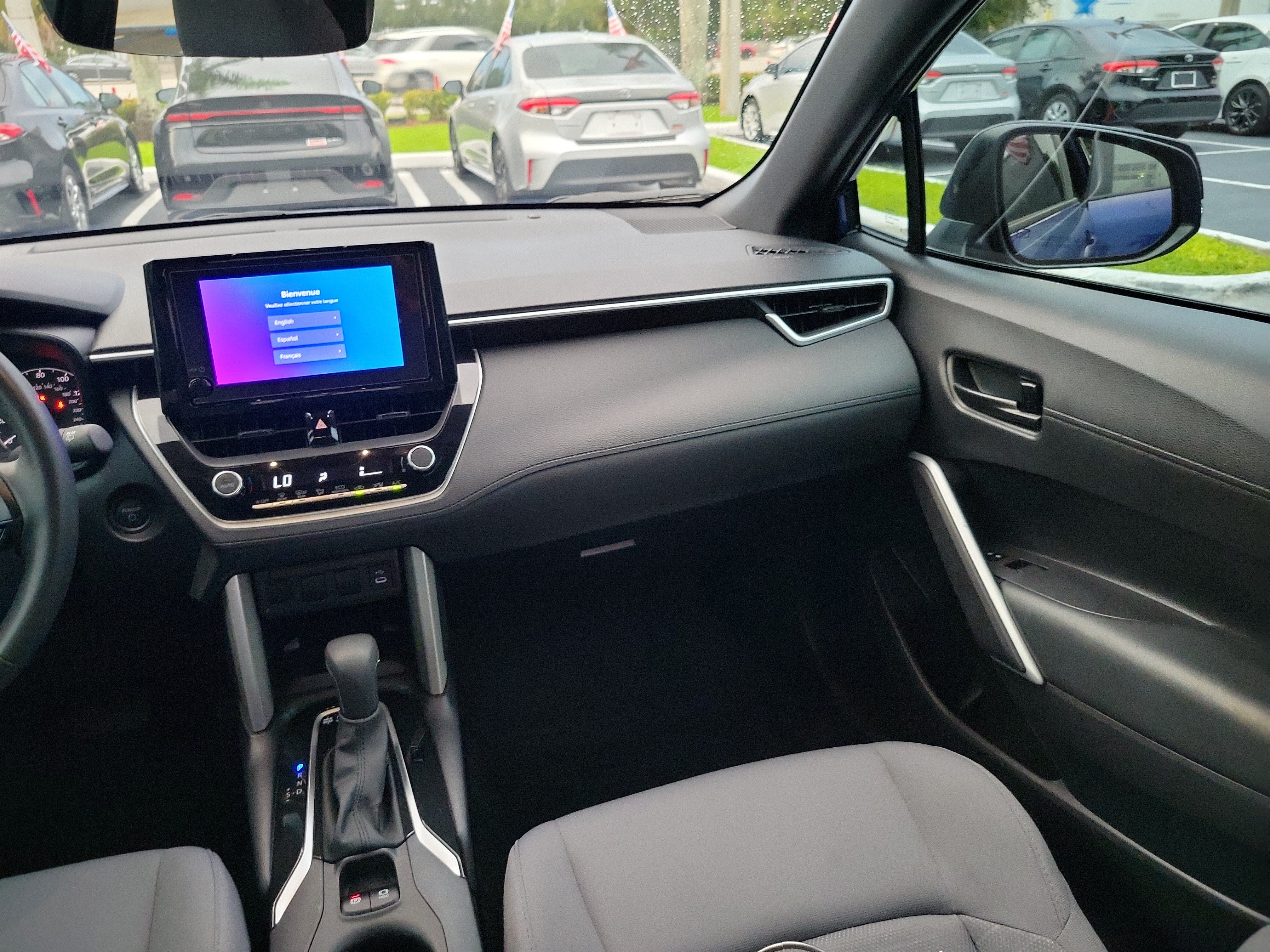 2025 Toyota Corolla Cross Hybrid SE