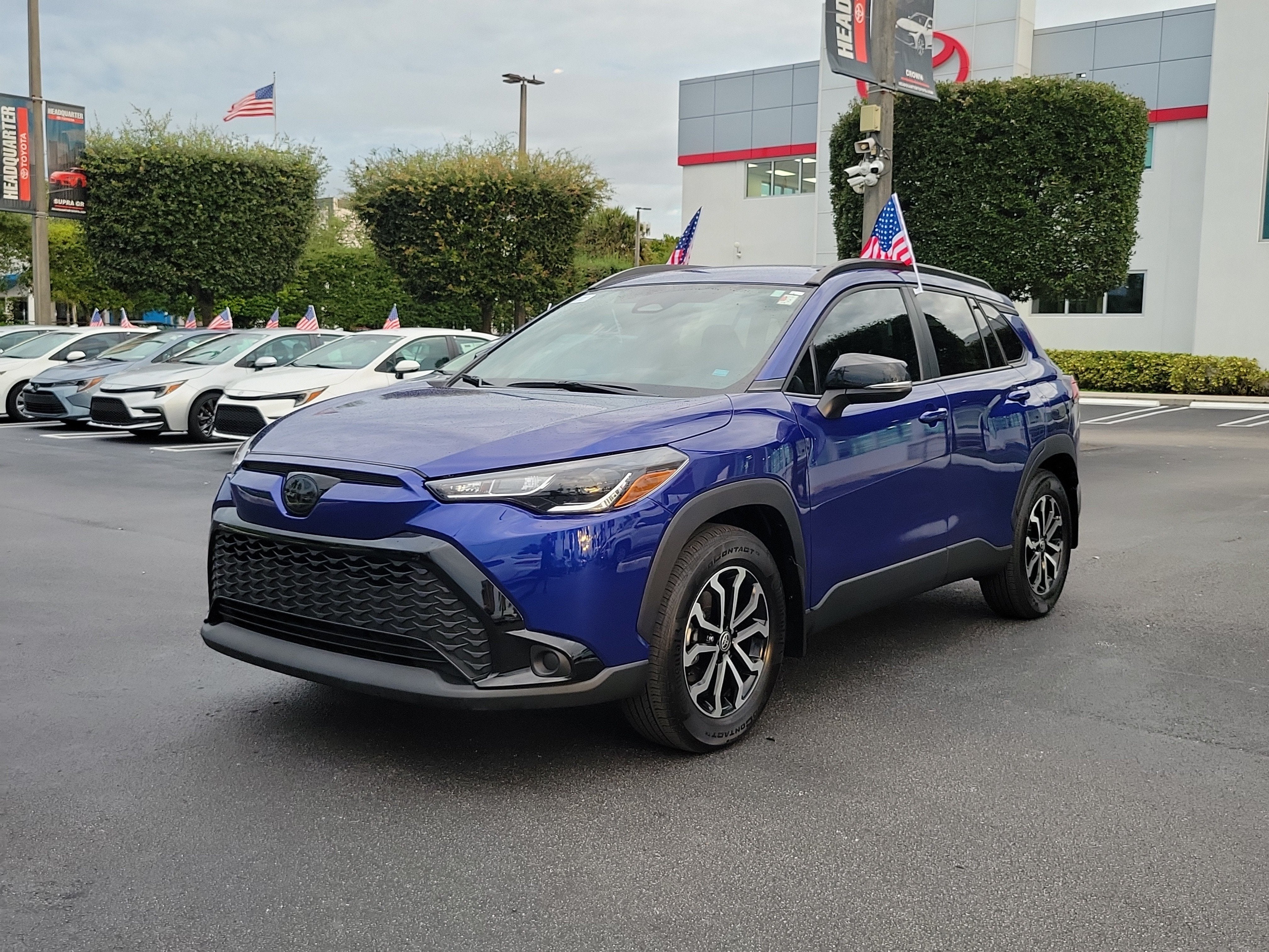 2025 Toyota Corolla Cross Hybrid SE