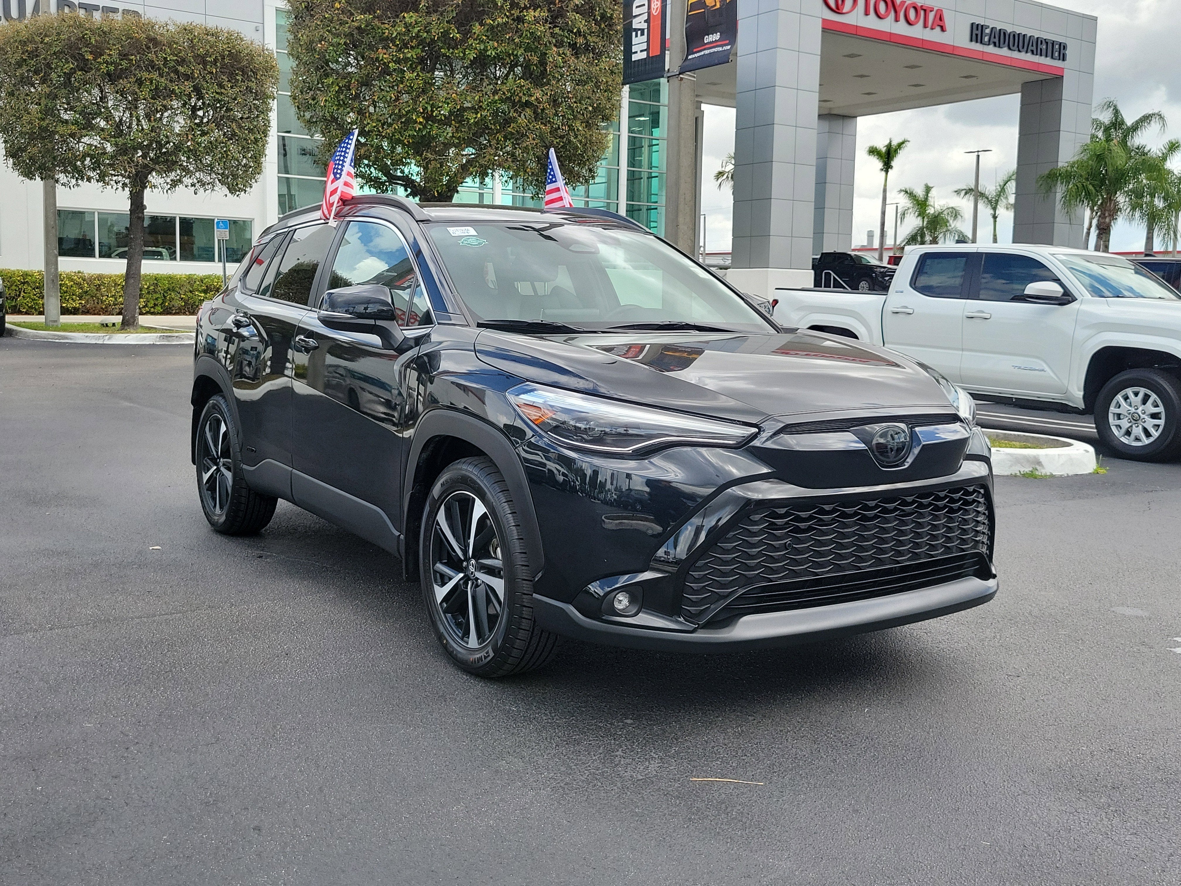 2024 Toyota Corolla Cross Hybrid SE