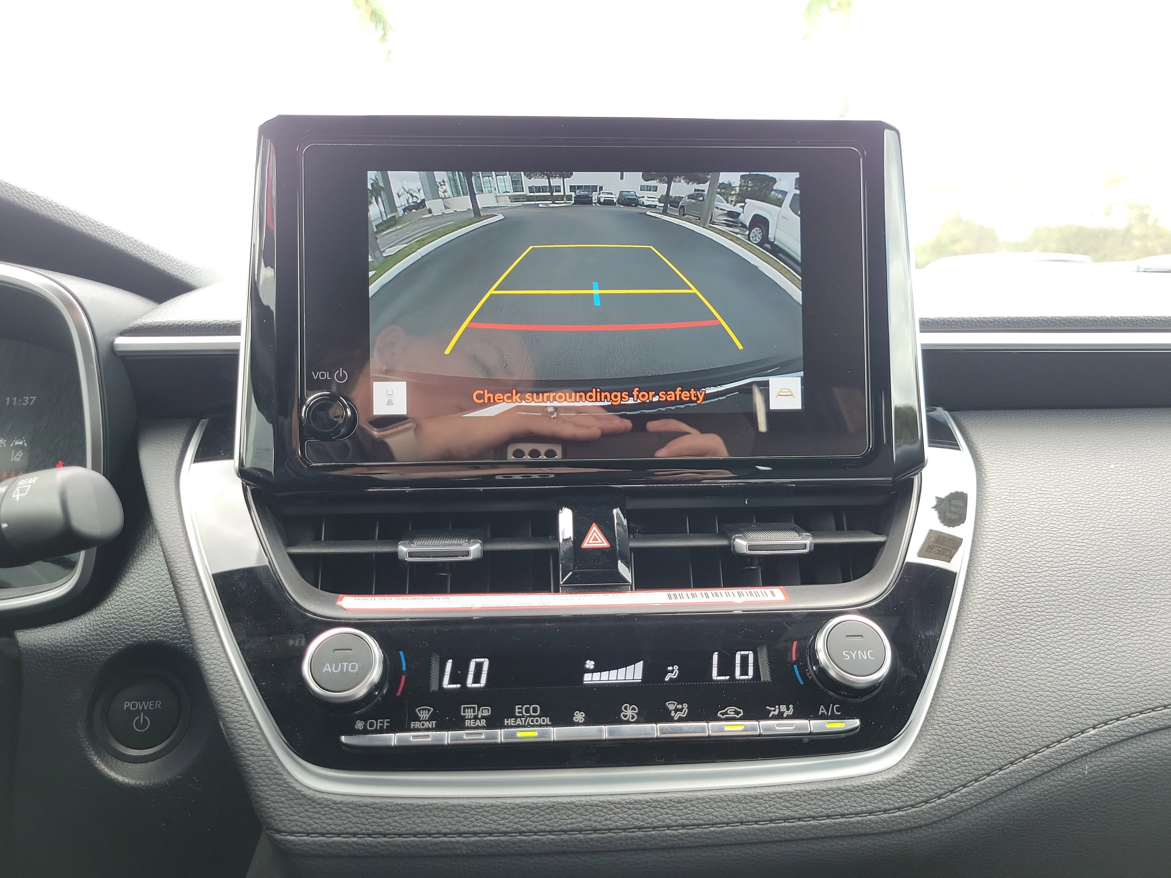 2024 Toyota Corolla Cross Hybrid SE