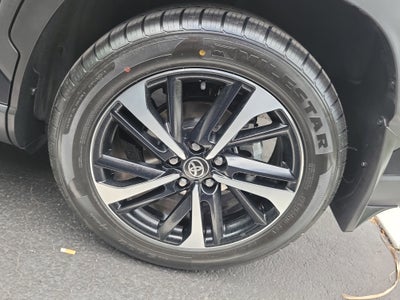 2024 Toyota Corolla Cross Hybrid SE