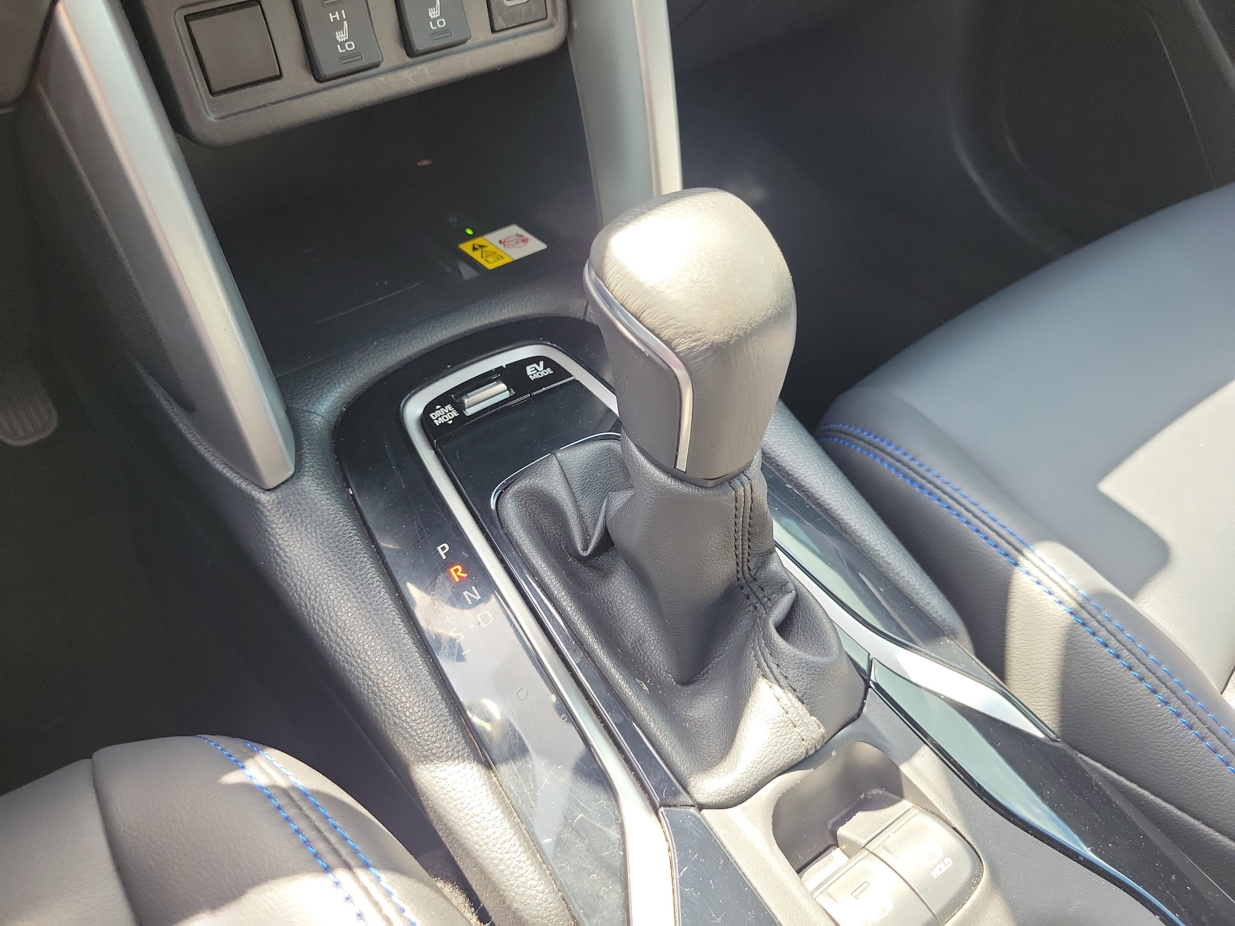 2023 Toyota Corolla Cross Hybrid XSE