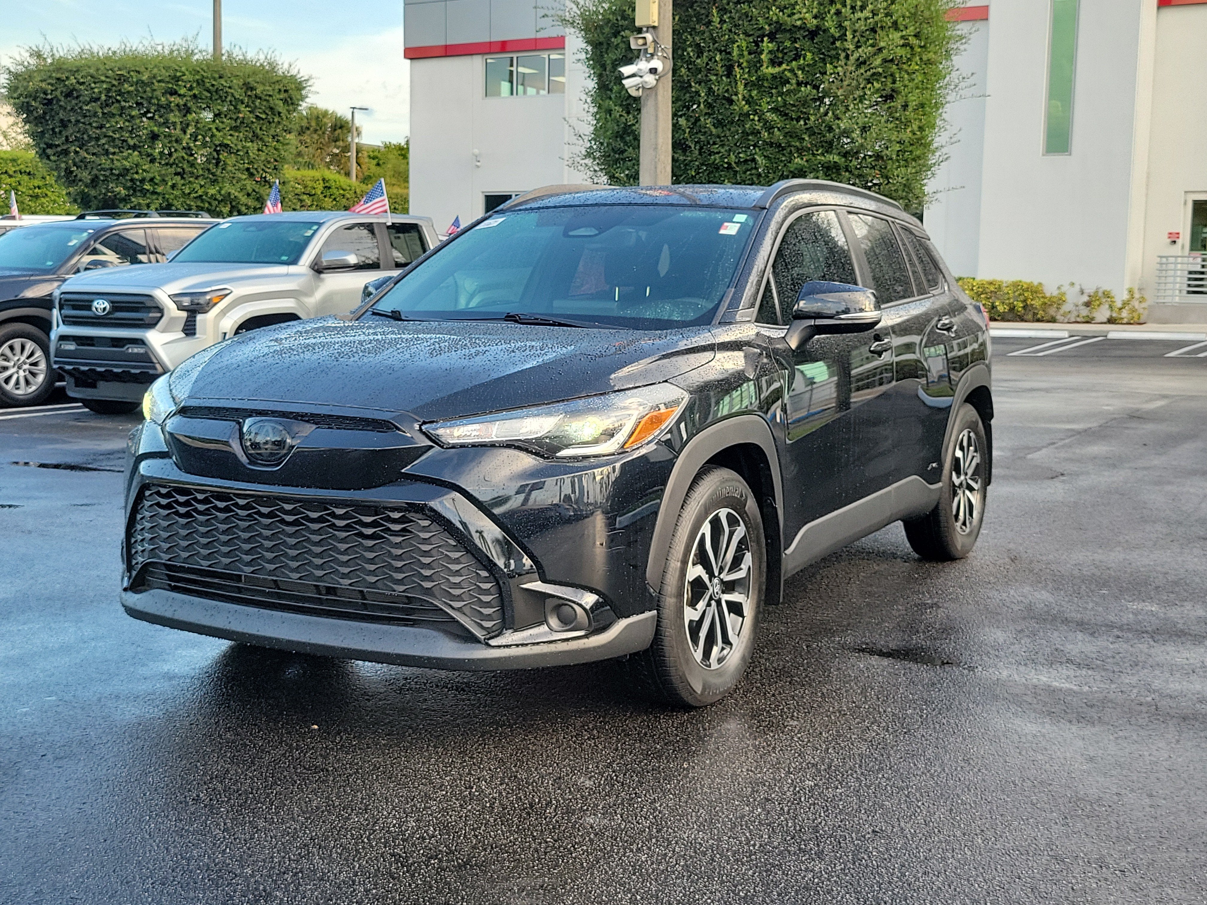 2024 Toyota Corolla Cross Hybrid SE