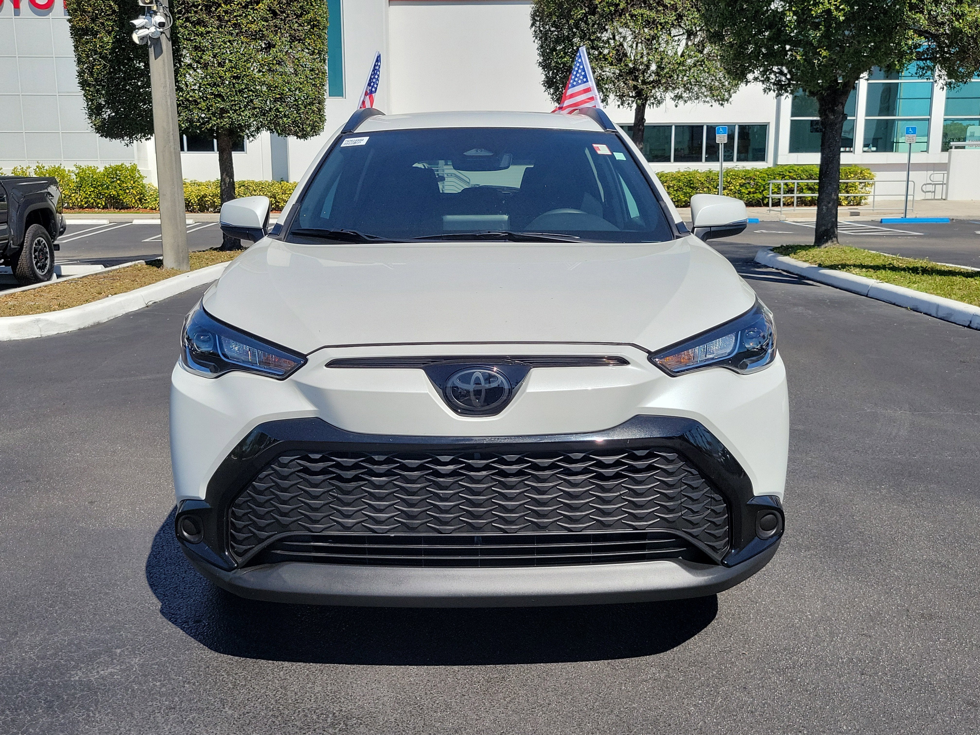 2024 Toyota Corolla Cross Hybrid SE