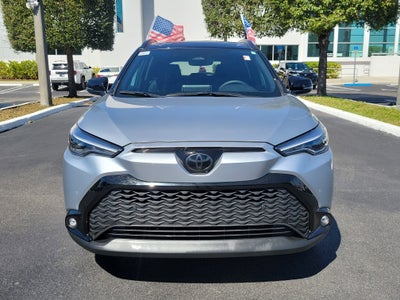 2025 Toyota Corolla Cross Hybrid SE
