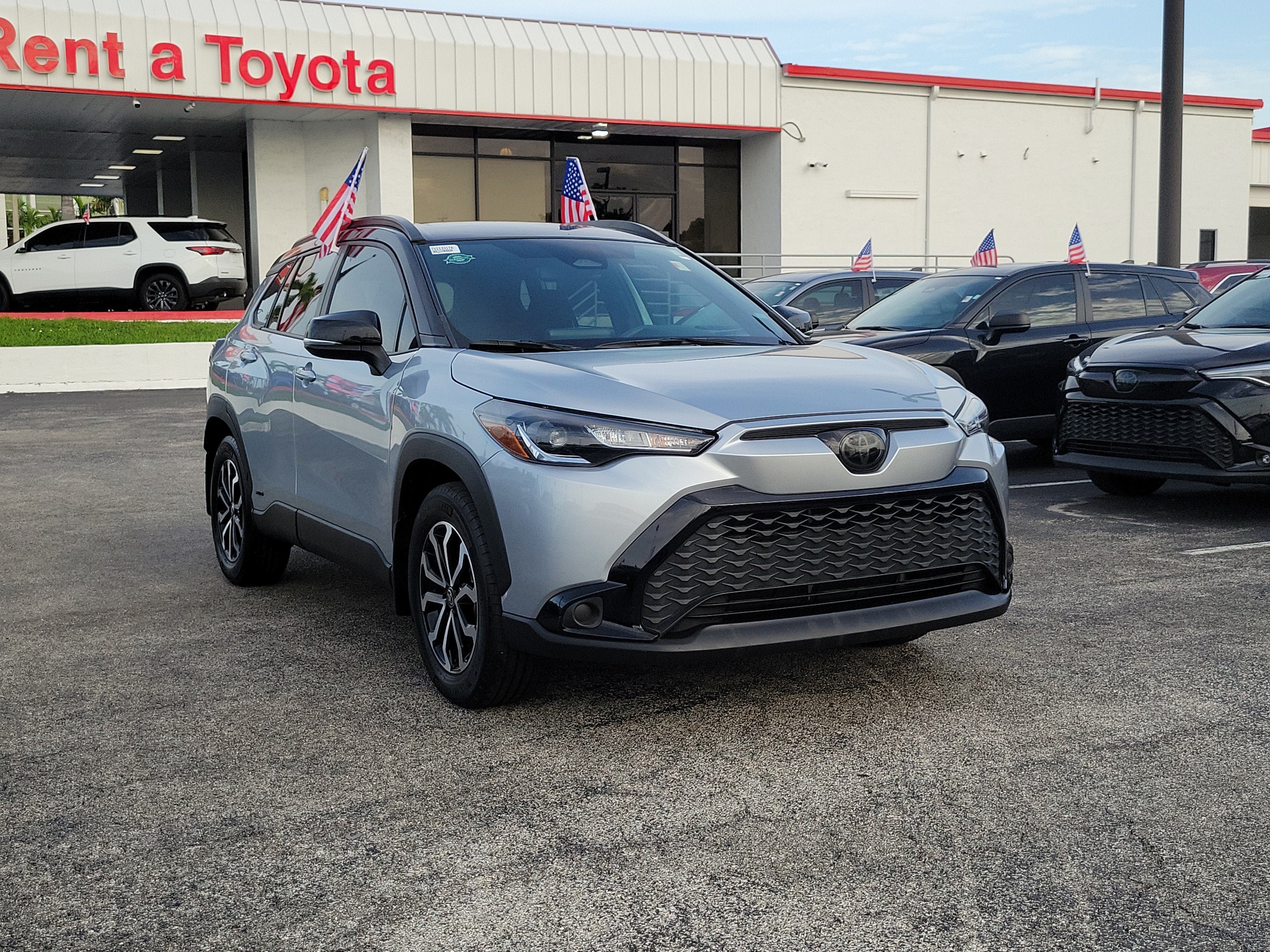 2023 Toyota Corolla Cross Hybrid SE