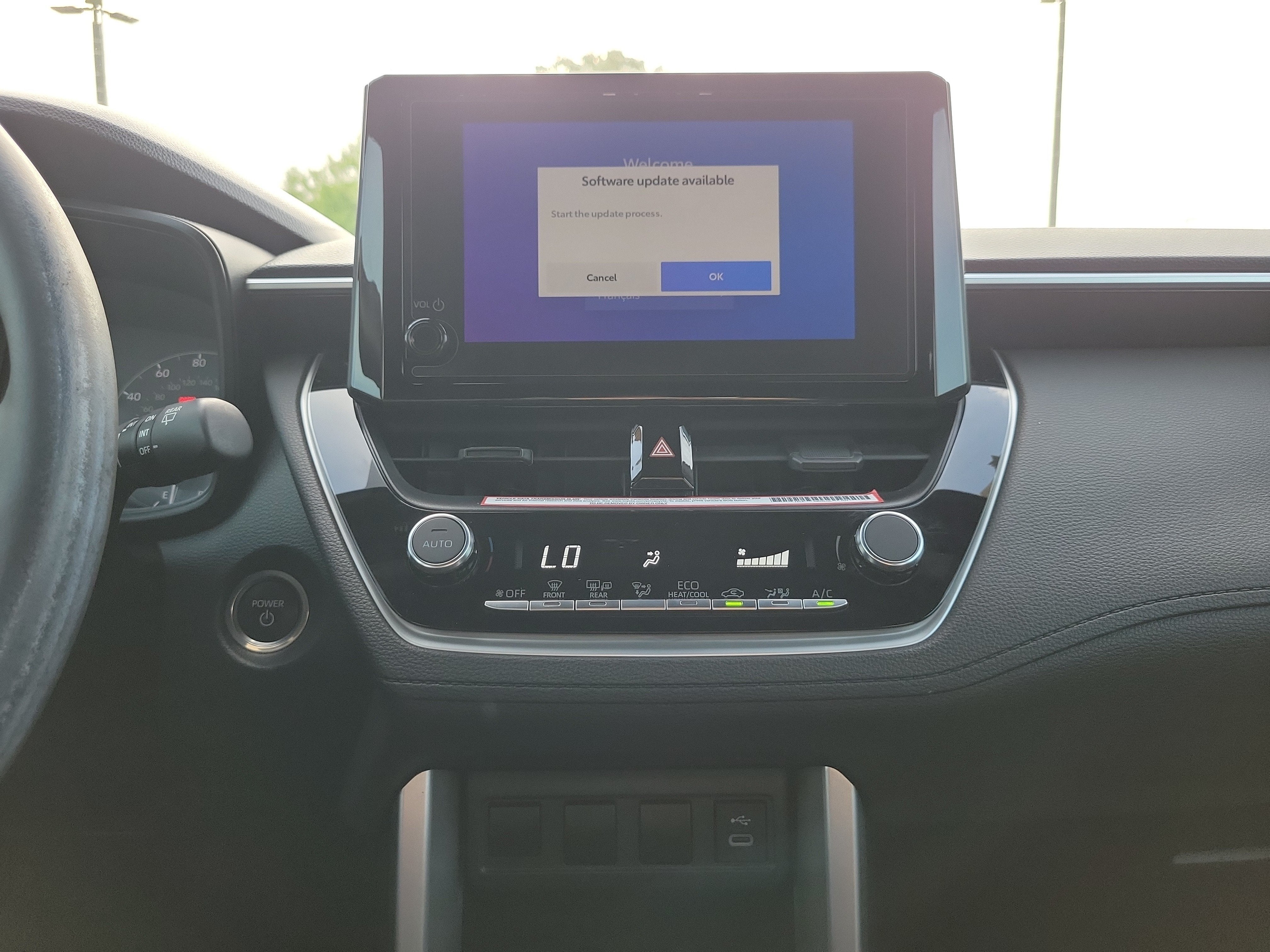 2023 Toyota Corolla Cross Hybrid SE