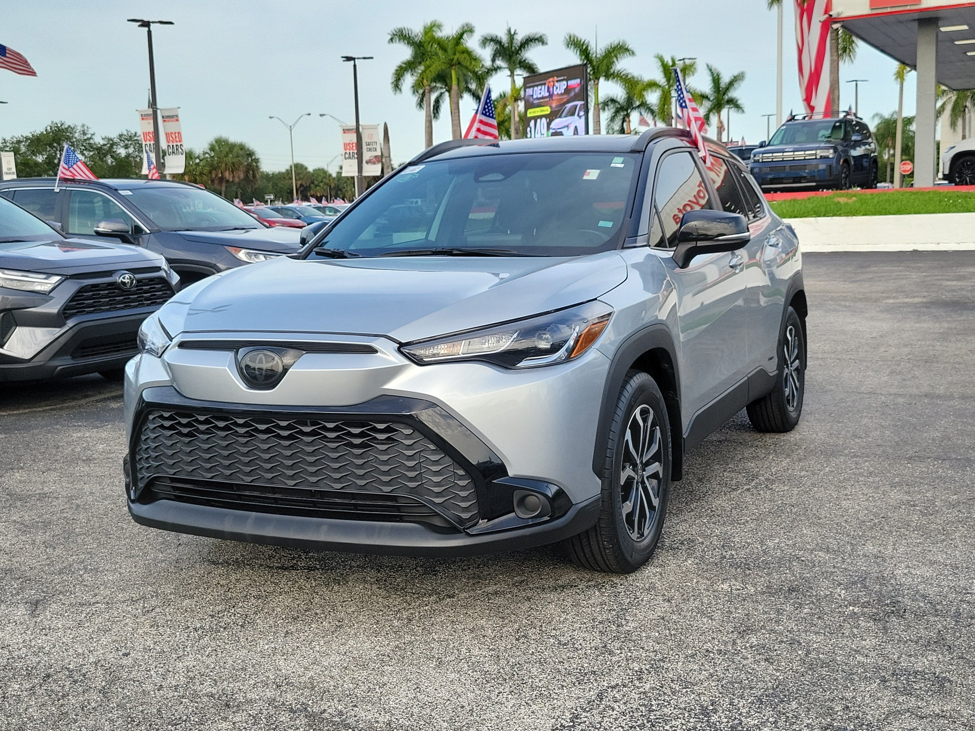 2023 Toyota Corolla Cross Hybrid SE