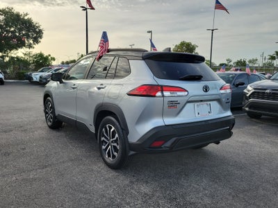 2023 Toyota Corolla Cross Hybrid SE