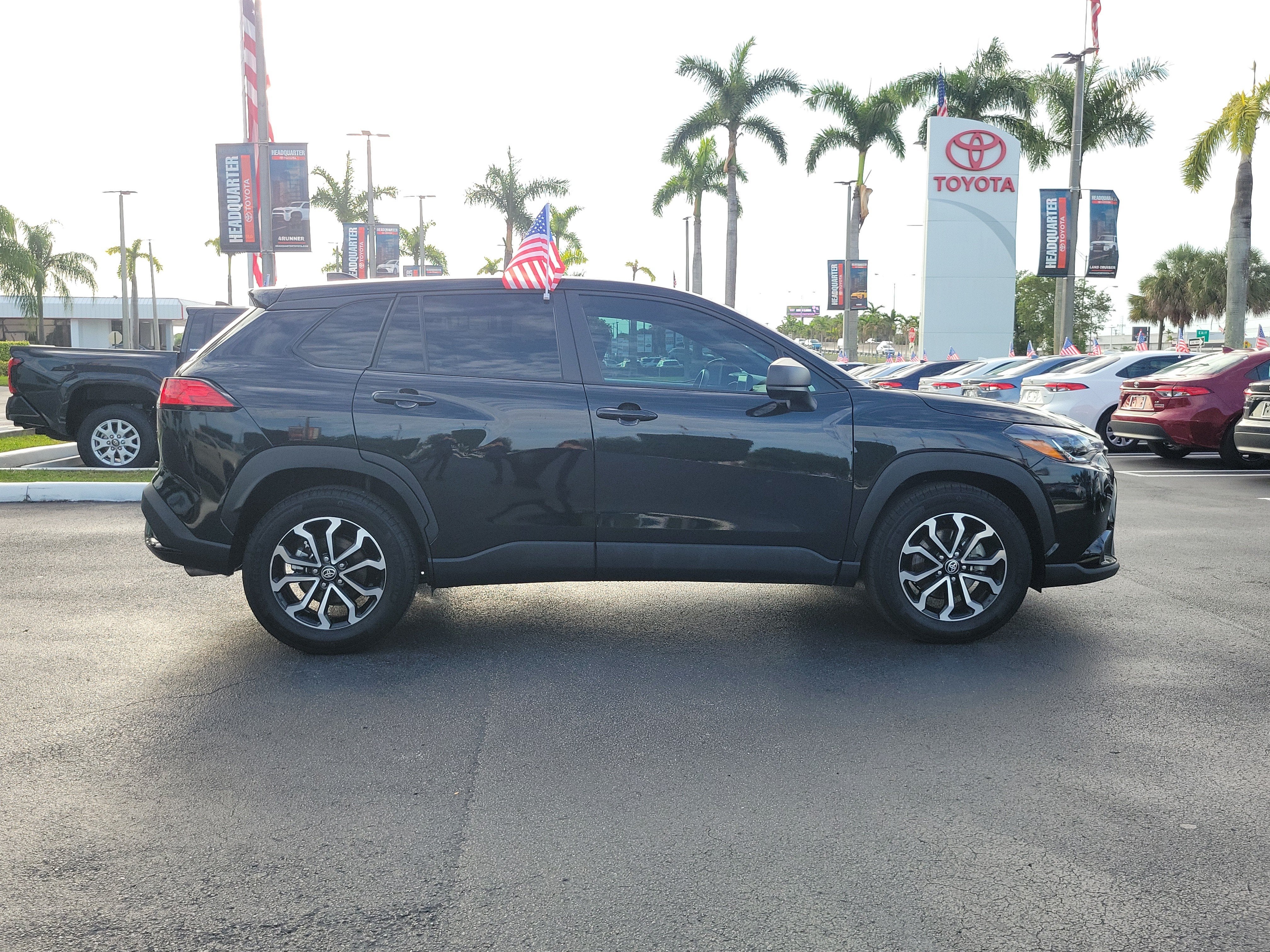 2025 Toyota Corolla Cross Hybrid XSE