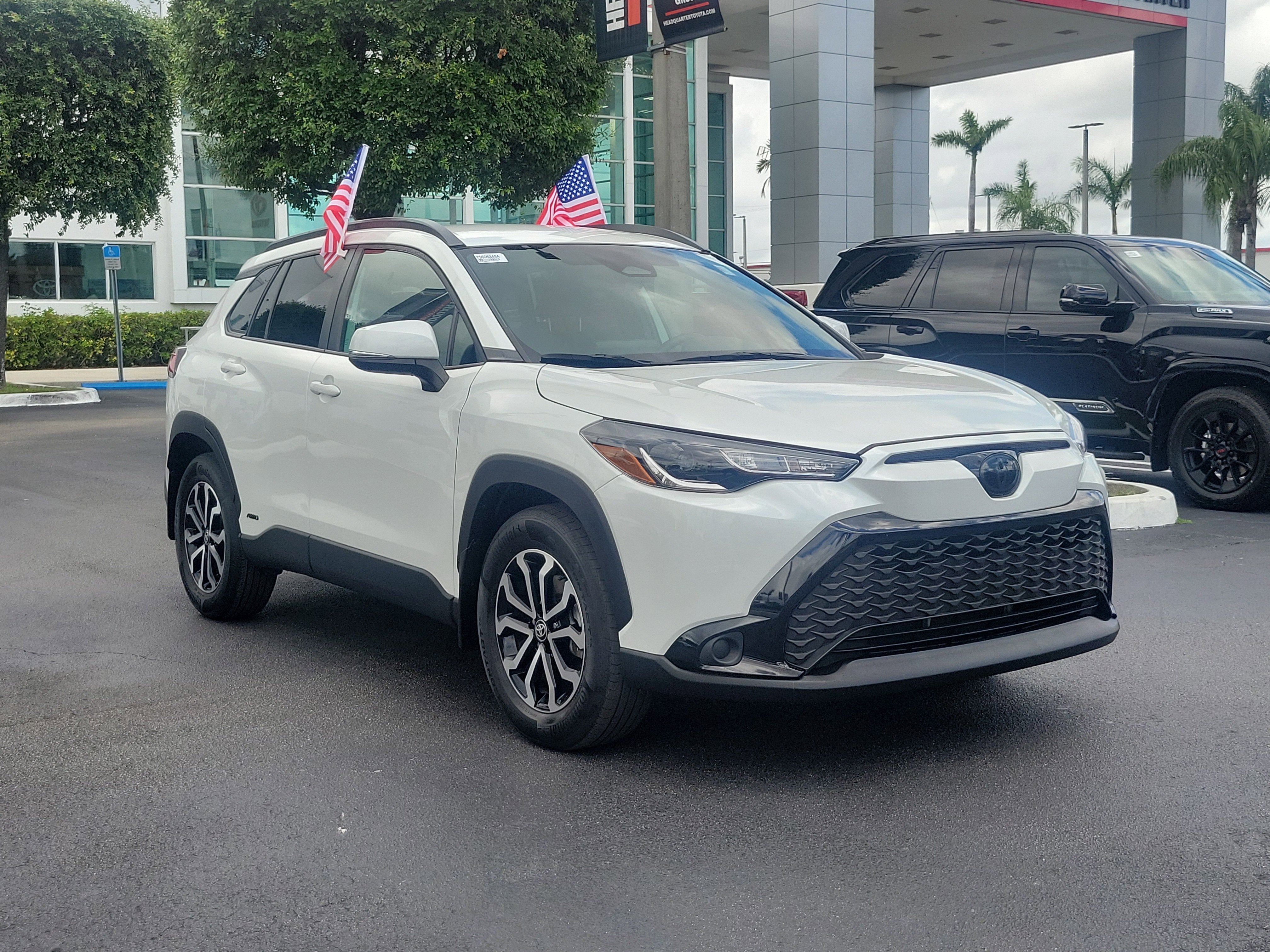 2024 Toyota Corolla Cross Hybrid SE